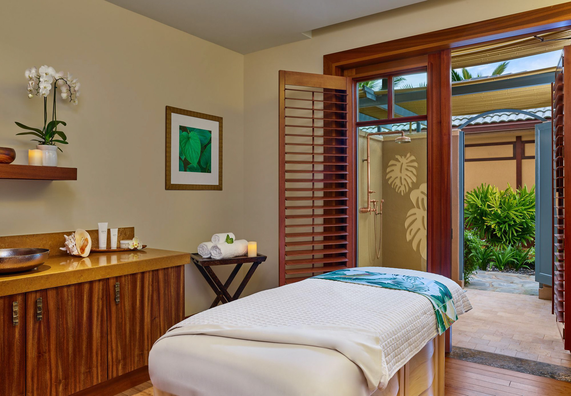 The Ritz-Carlton Maui, Kapalua Resort - Kapalua, HI, USA - Spa Treatment Room