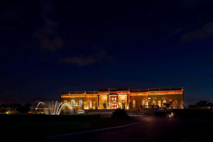 JW Marriott Hotel Cairo - Cairo, Egypt - The Clubhouse Night View