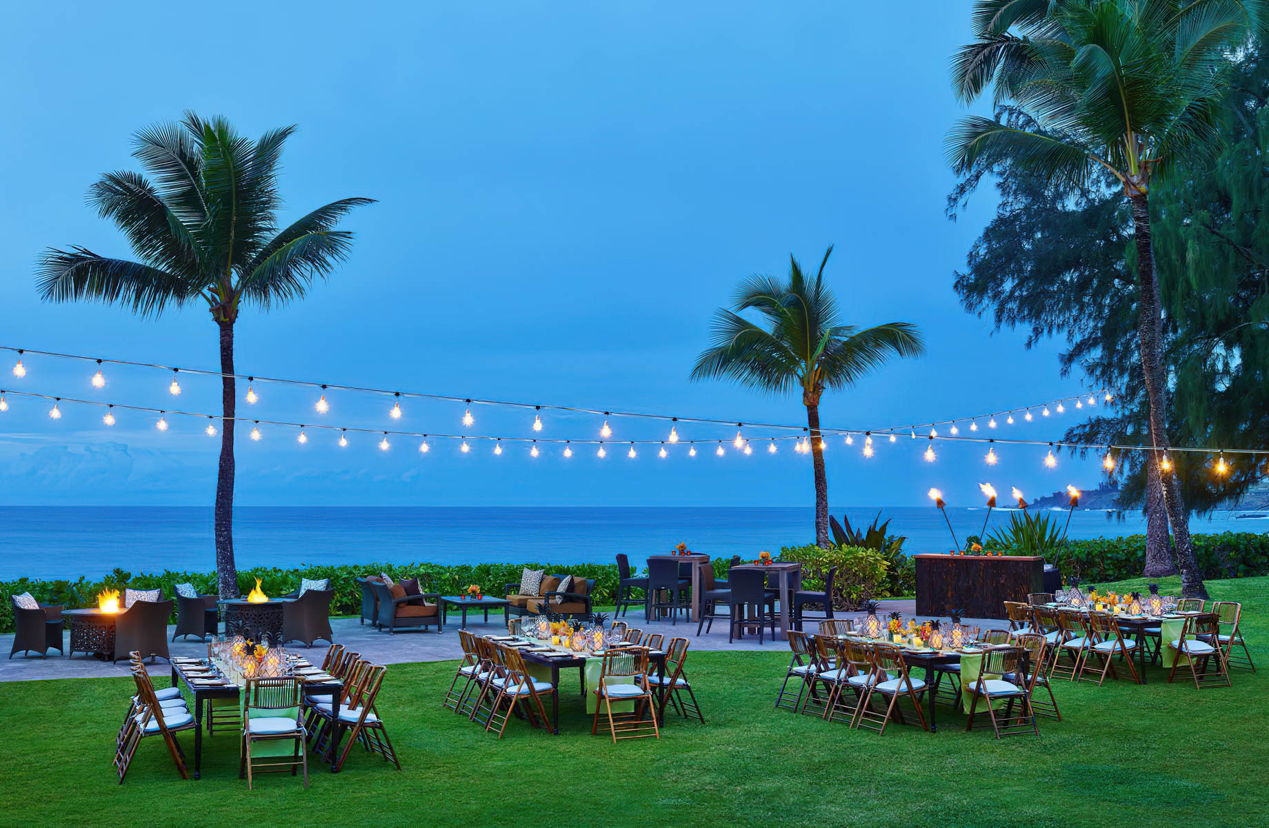 The Ritz-Carlton Maui, Kapalua Resort – Kapalua, HI, USA – Beach Lawn Dining Night