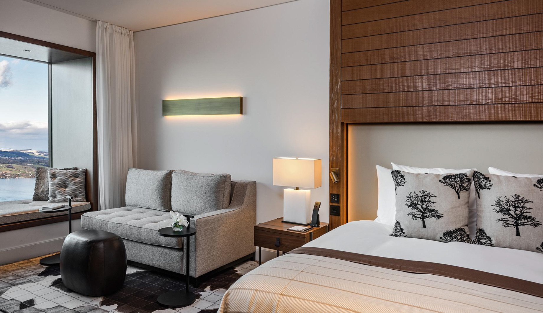 Burgenstock Hotel & Alpine Spa - Obburgen, Switzerland - Deluxe Lakeview Room Bedroom