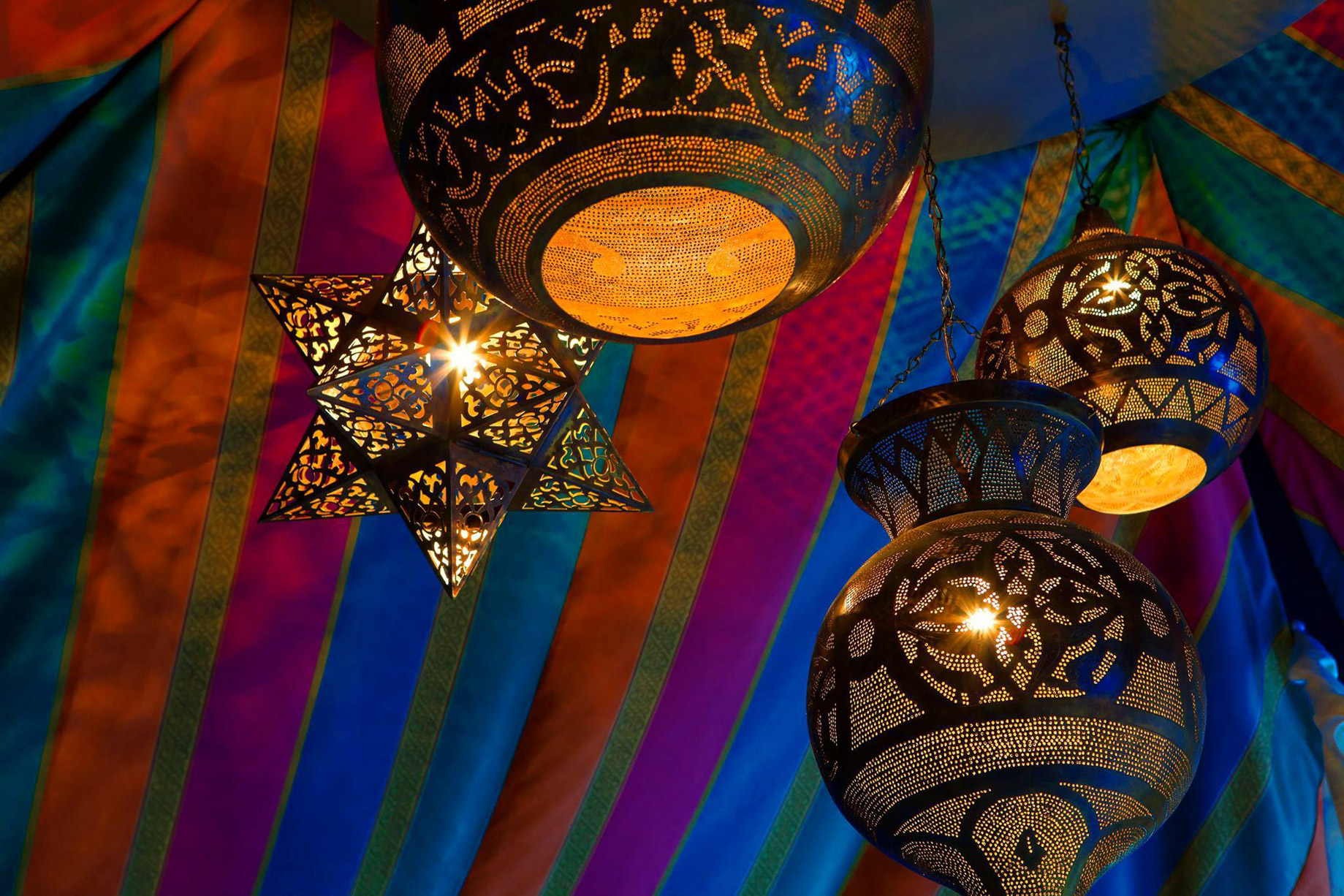 The Nile Ritz-Carlton, Cairo Hotel - Cairo, Egypt - Bab Al-Sharq Decor