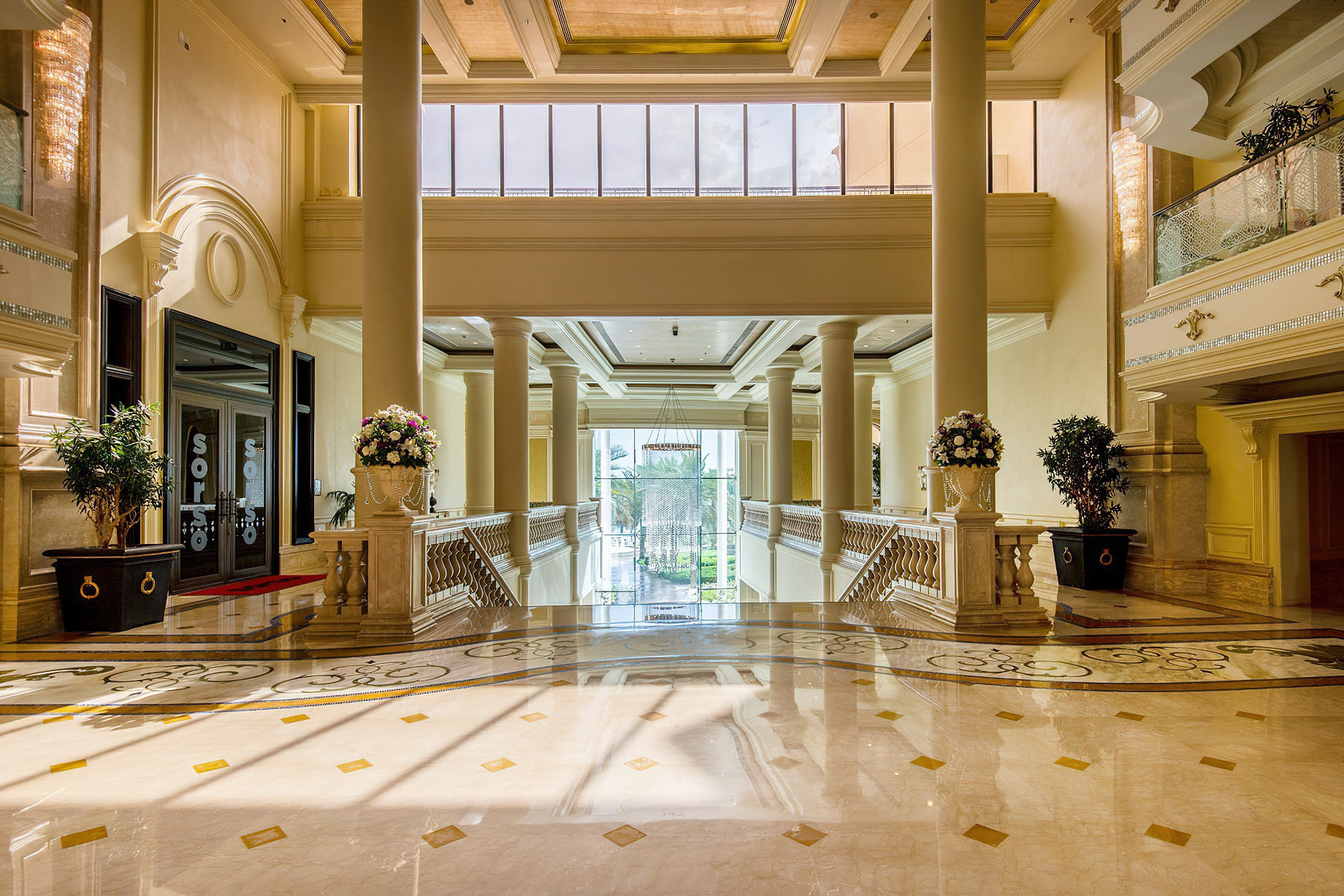 The Ritz-Carlton Abu Dhabi, Grand Canal Hotel – Abu Dhabi, UAE – Lobby