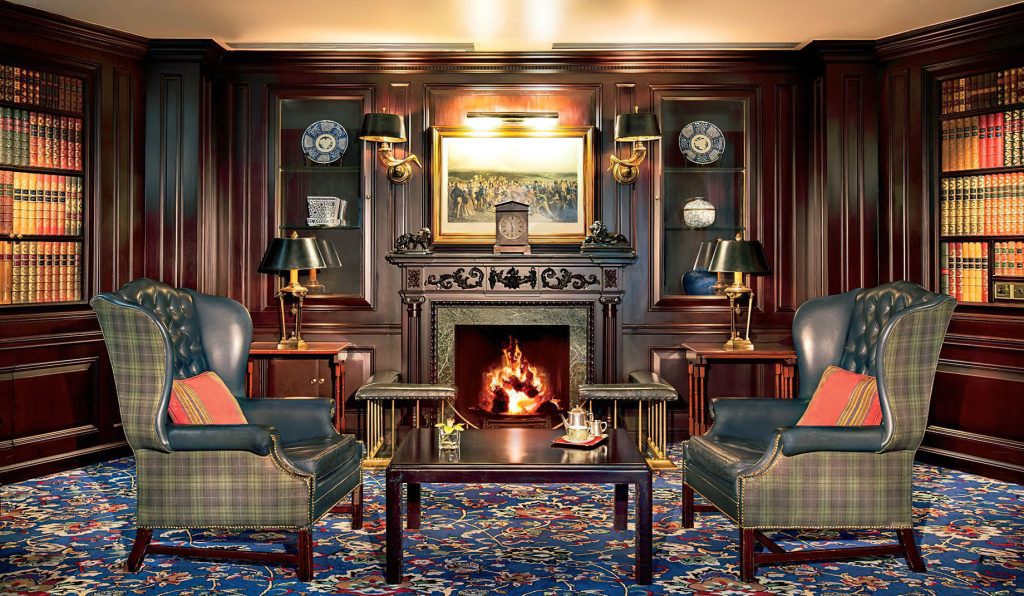 The Ritz-Carlton, Bahrain Resort Hotel - Manama, Bahrain - Burlington Club Fireplace Seating