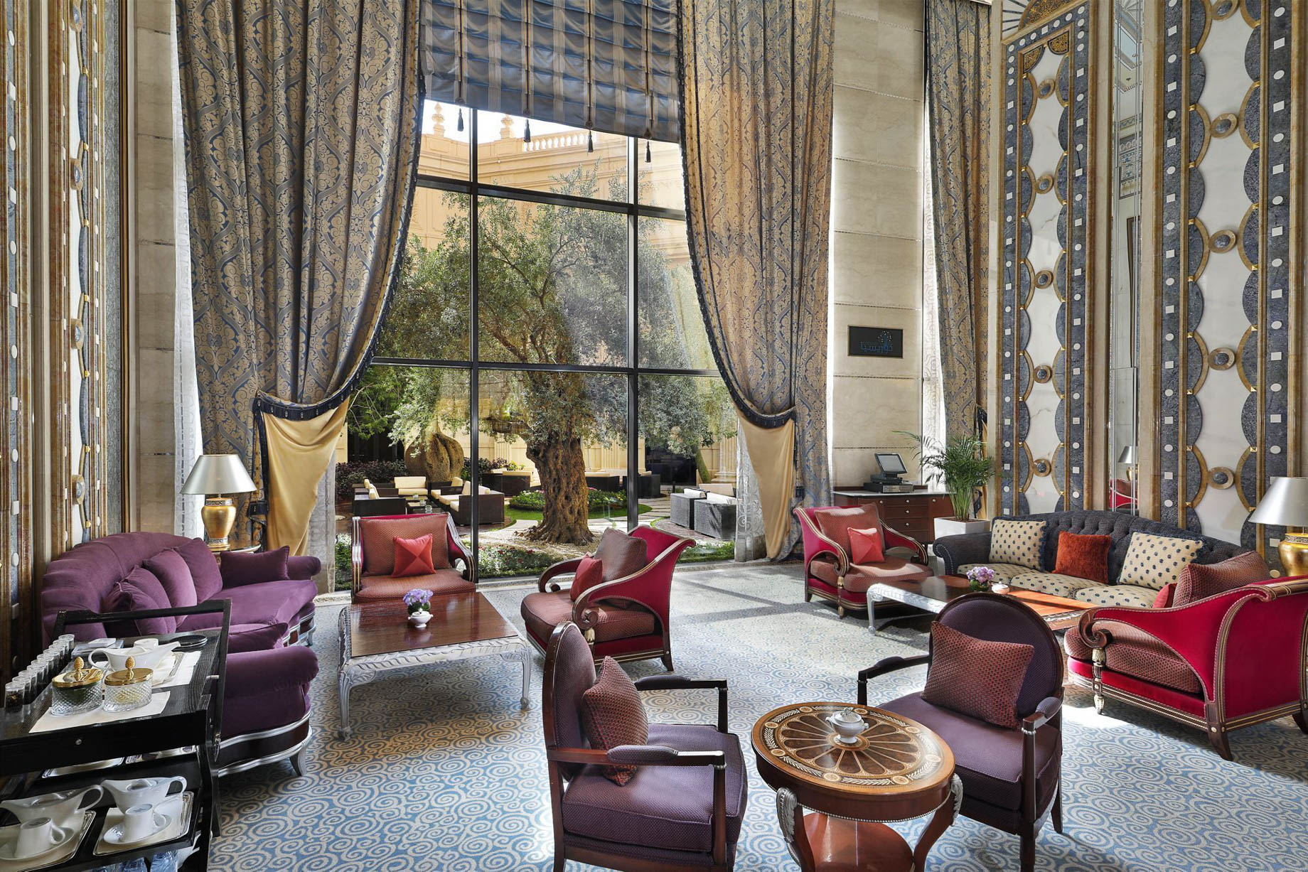 The Ritz-Carlton, Riyadh Hotel - Riyadh, Saudi Arabia - Chorisia Lounge and Restaurant