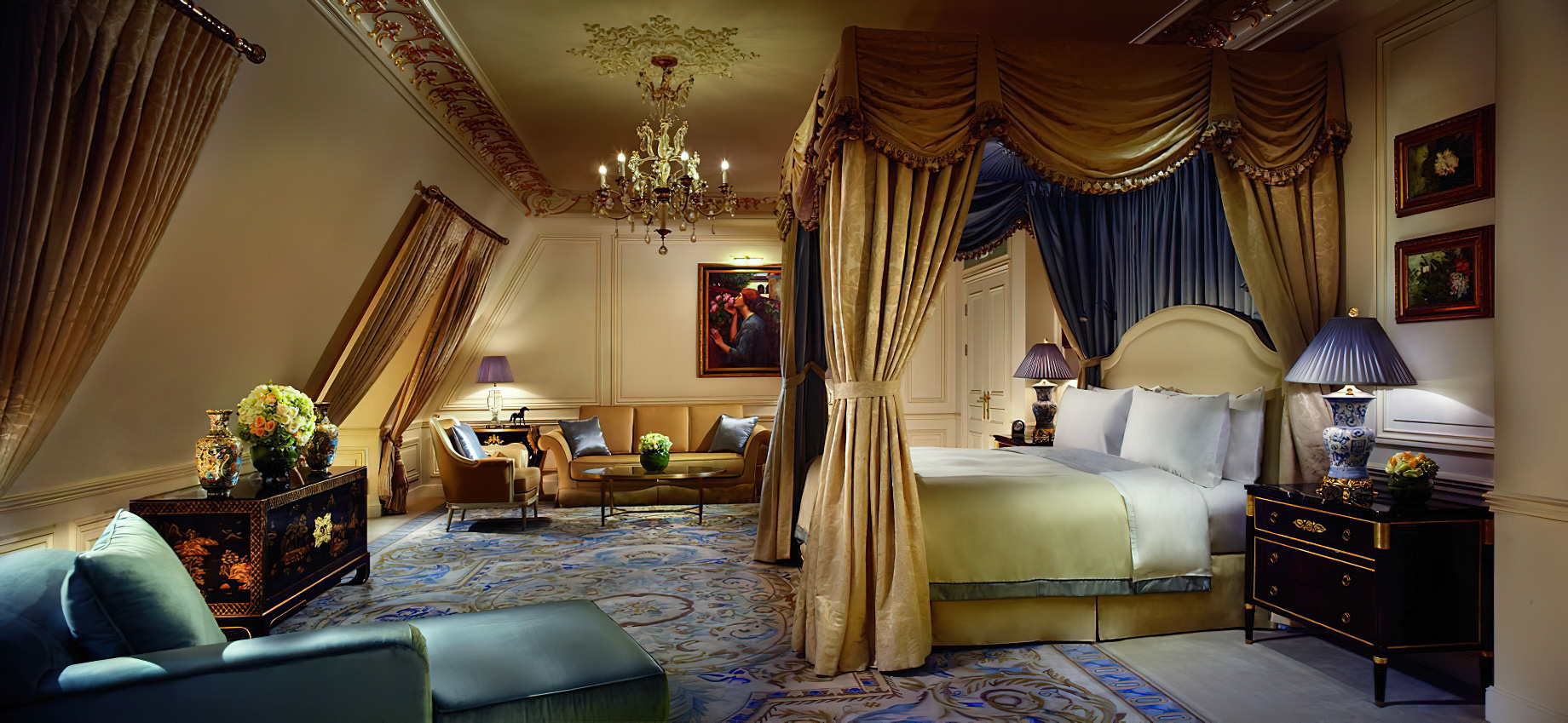 The Ritz-Carlton, Tianjin Hotel – Tianjin, China – The Ritz-Carlton Suite Bedroom