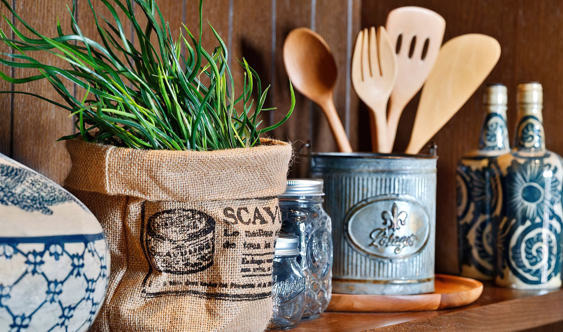 The Ritz-Carlton Ras Al Khaimah, Al Wadi Desert Resort – UAE = Farmhouse Restaurant Details