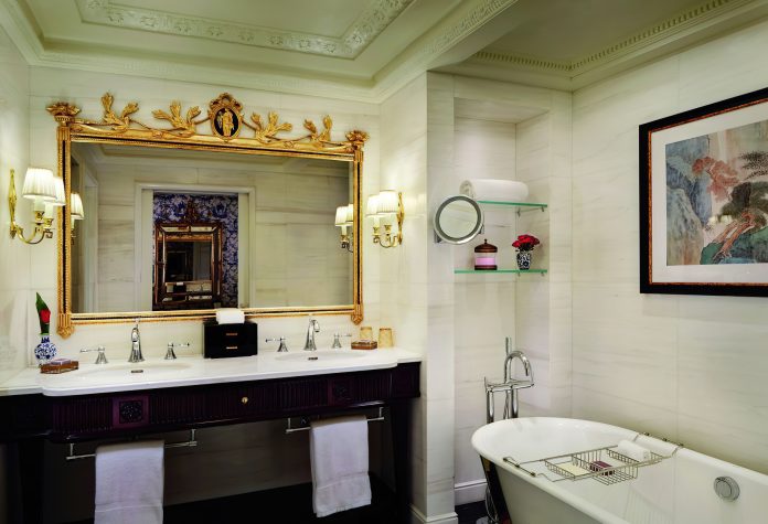 The Ritz-Carlton, Tianjin Hotel - Tianjin, China - Terrace Premier Room Bathroom