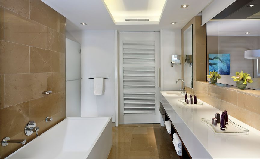 The Ritz-Carlton, Herzliya Hotel - Herzliya, Israel - Deluxe Marina View Room Bathroom