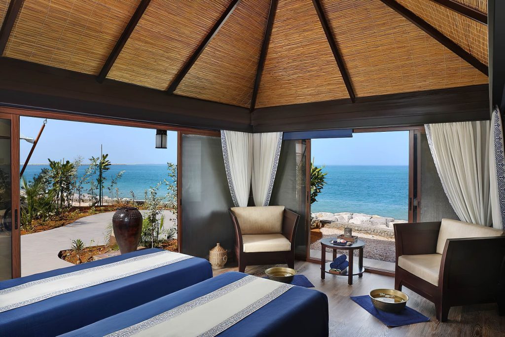 The Ritz-Carlton Ras Al Khaimah, Al Hamra Beach Hotel - UAE - Spa Treatment Room