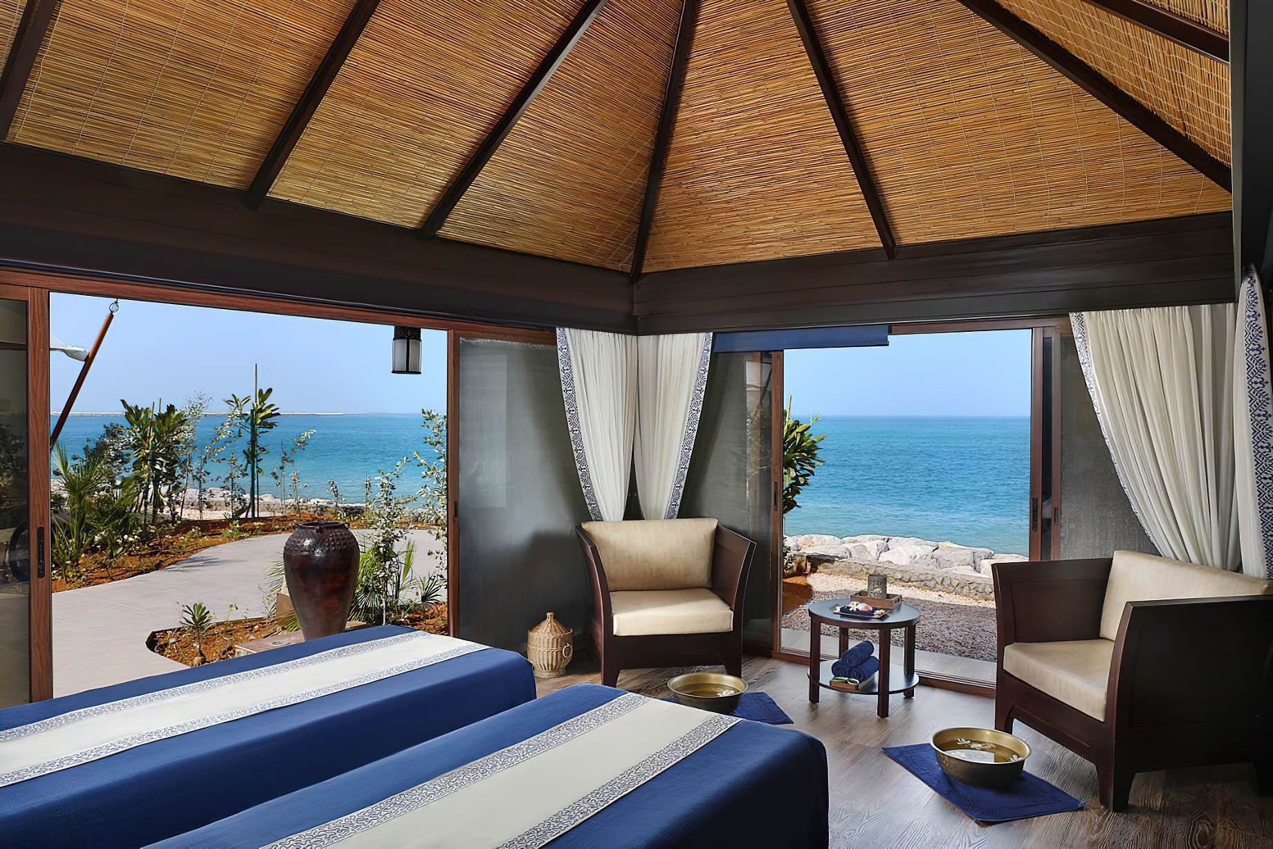 The Ritz-Carlton Ras Al Khaimah, Al Hamra Beach Hotel – UAE – Spa Treatment Room