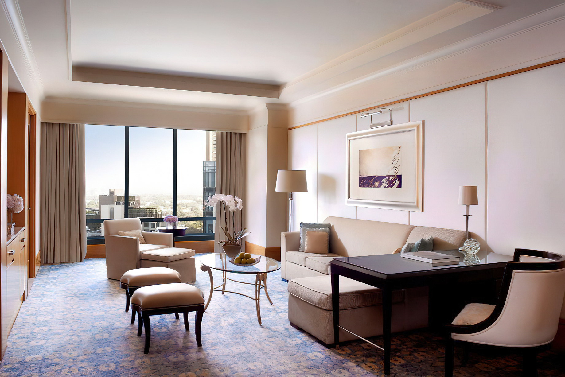 The Ritz-Carlton, Dubai International Financial Centre Hotel – UAE – Executive Suite Sitting Area