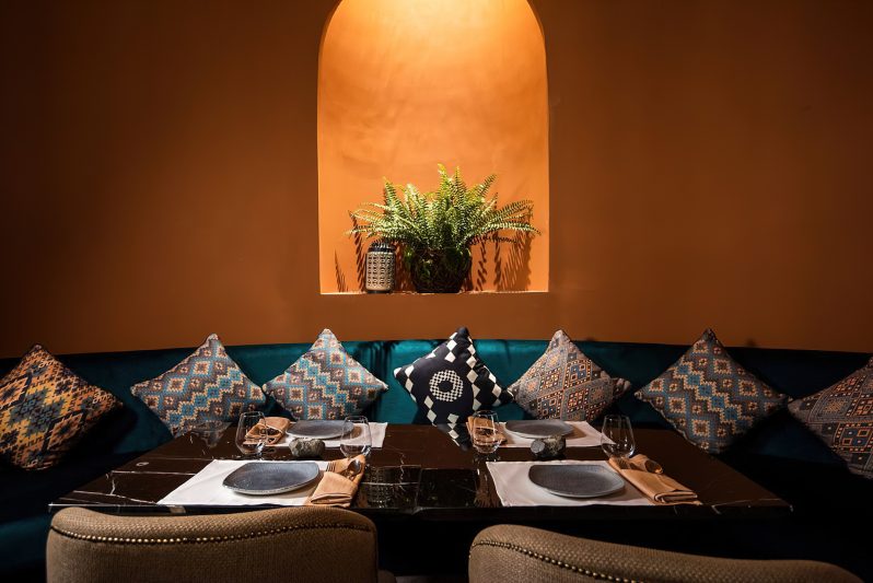 The Ritz-Carlton Ras Al Khaimah, Al Wadi Desert Resort - UAE - Moorish Table
