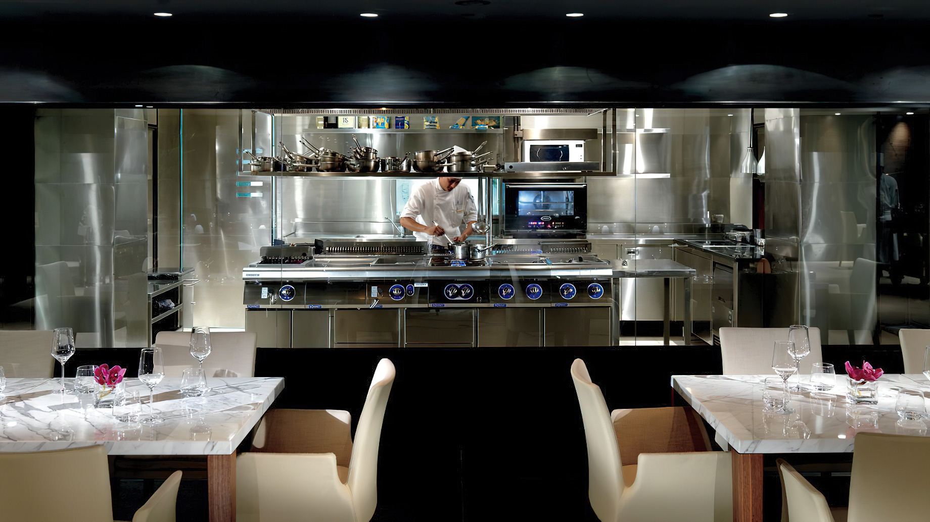 The Ritz-Carlton, Bahrain Resort Hotel - Manama, Bahrain - Primavera Restaurant Osteria Contemporanea Kitchen