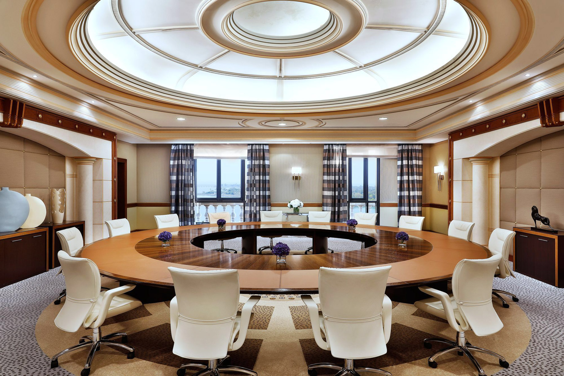 The Ritz-Carlton, Jeddah Hotel – Jeddah, Saudi Arabia – Meeting Room