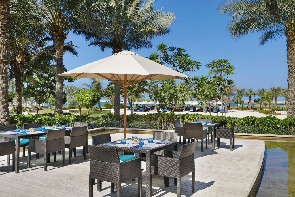The Ritz-Carlton, Dubai Hotel - JBR Beach, Dubai, UAE - La Baie Poolside Cocktail Bar Terrace