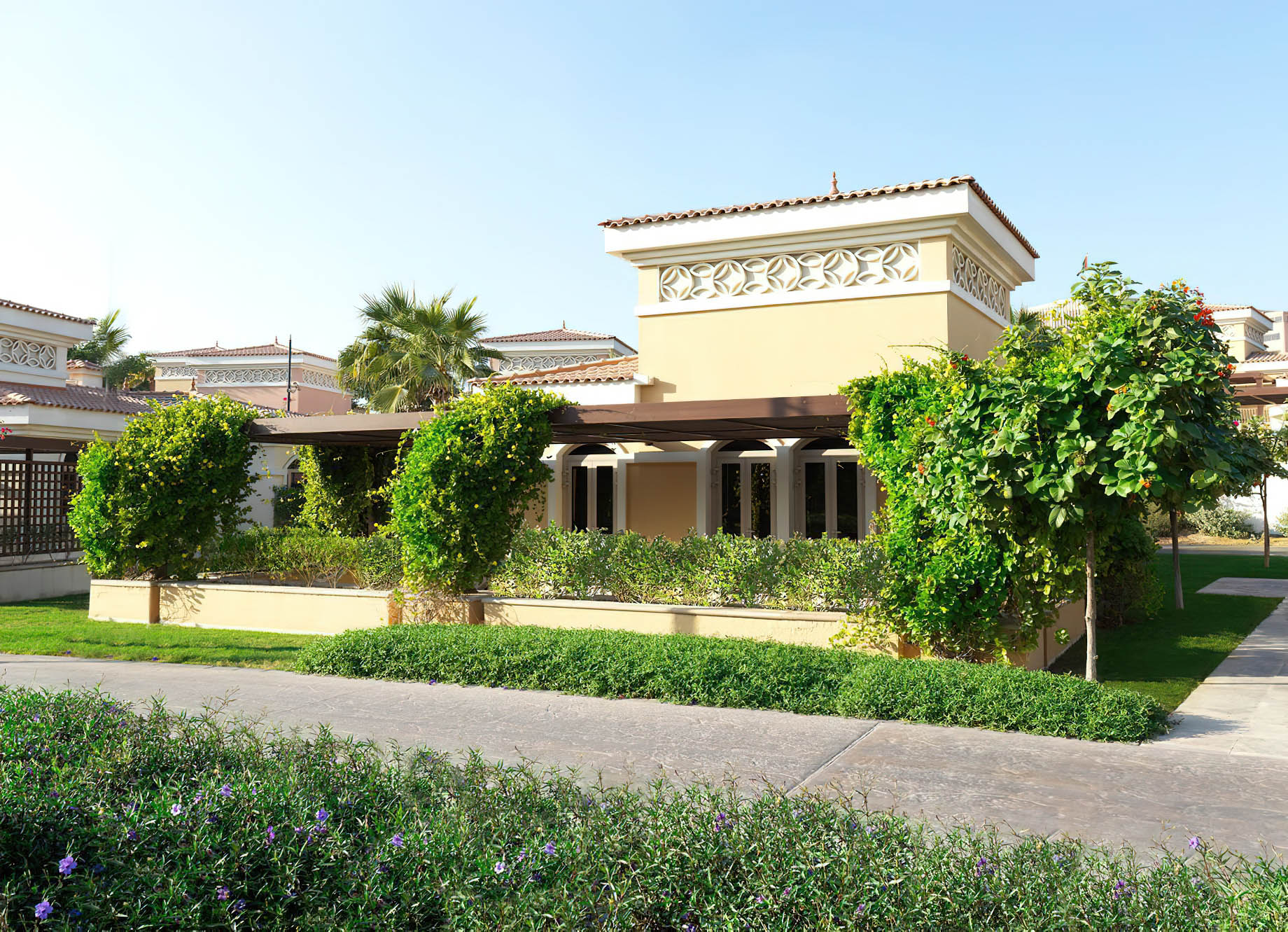 The Ritz-Carlton Abu Dhabi, Grand Canal Hotel – Abu Dhabi, UAE – Villa Exterior