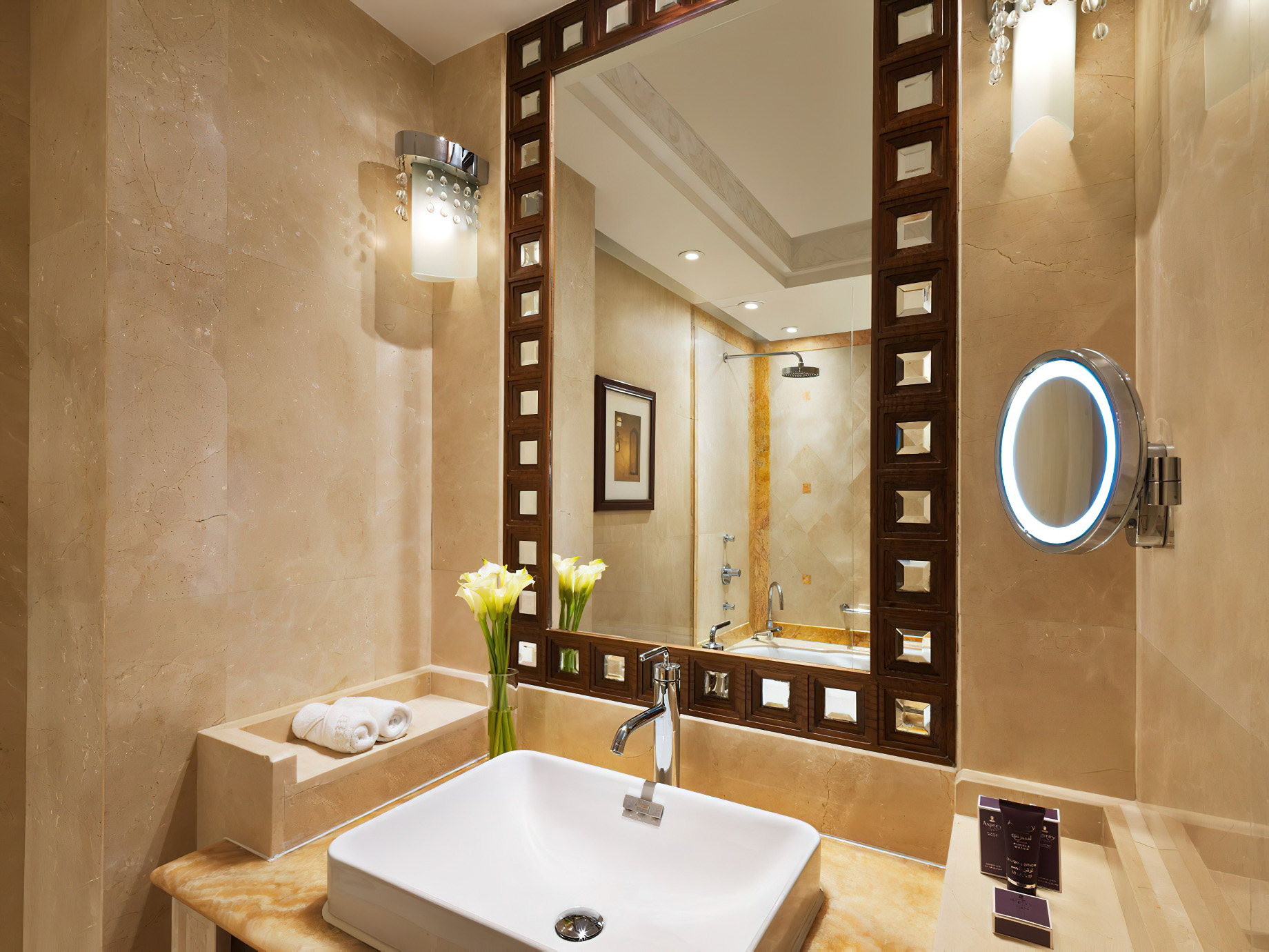 Al Bustan Palace, A Ritz-Carlton Hotel – Muscat, Oman – Deluxe Sea View Room Bathroom