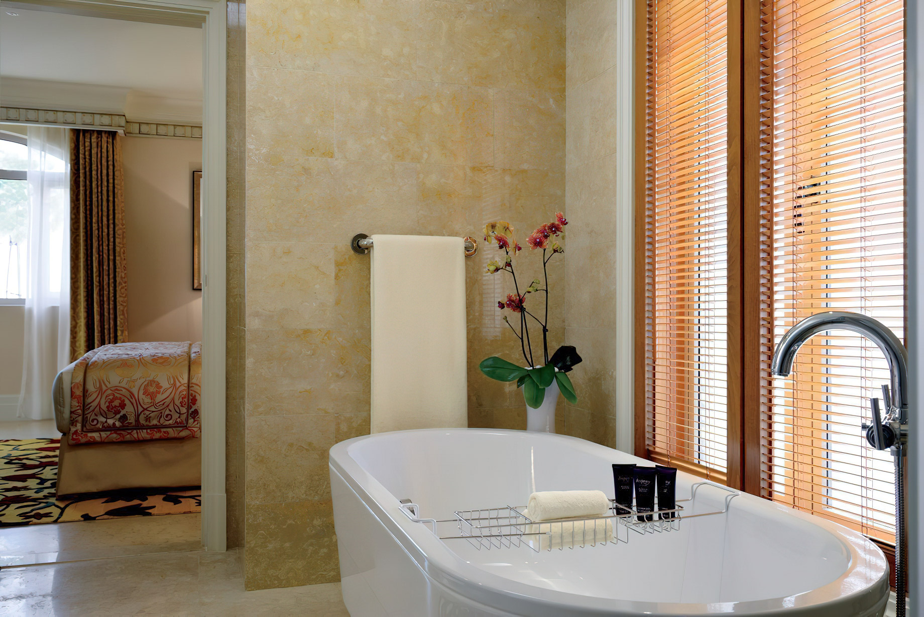 The Ritz-Carlton Abu Dhabi, Grand Canal Hotel – Abu Dhabi, UAE – Garden Suite Bathroom