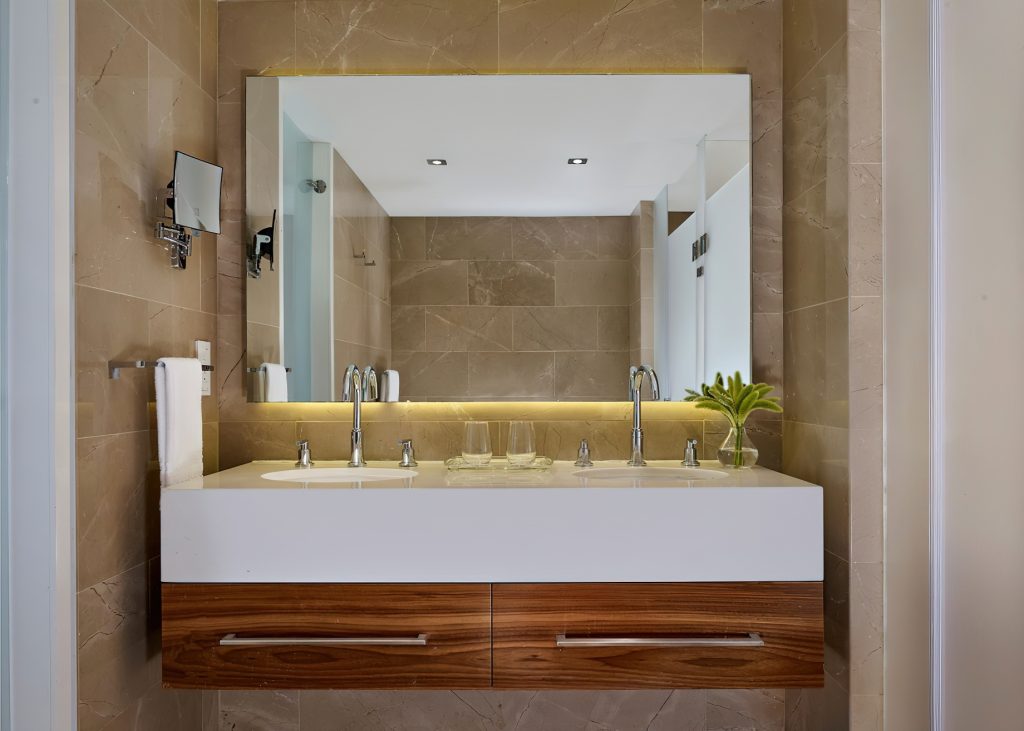The Ritz-Carlton, Herzliya Hotel - Herzliya, Israel - Executive Suite Bathroom