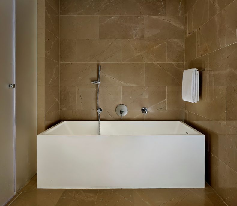 The Ritz-Carlton, Herzliya Hotel - Herzliya, Israel - Executive Suite Bathtub