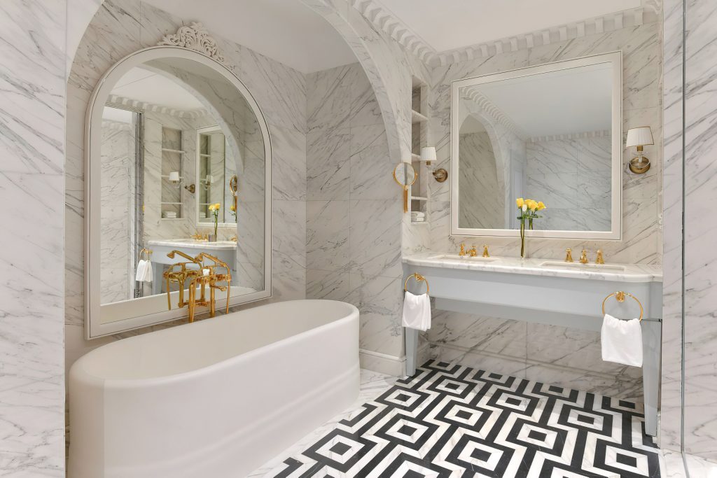 The Ritz-Carlton, Doha Hotel - Doha, Qatar - Ivory Suite Bathroom