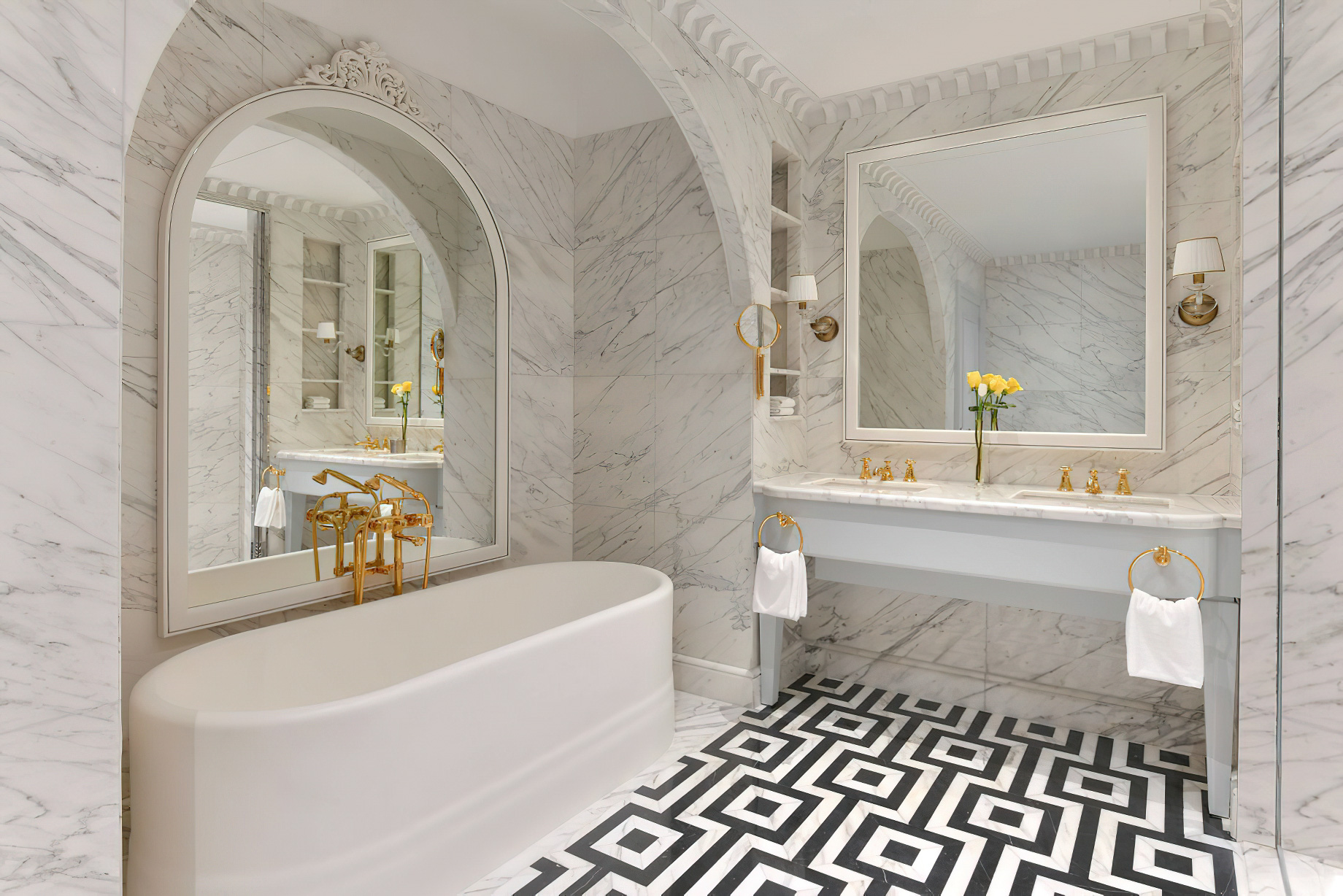 The Ritz-Carlton, Doha Hotel – Doha, Qatar – Ivory Suite Bathroom