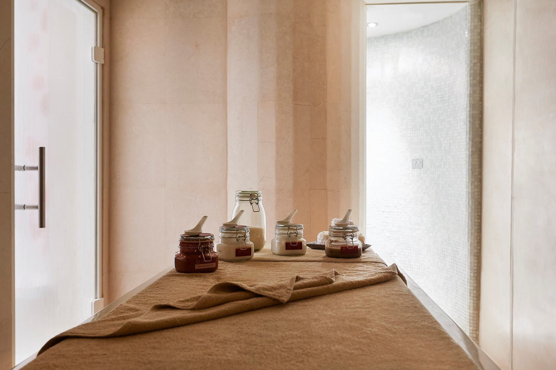 The Nile Ritz-Carlton, Cairo Hotel – Cairo, Egypt – Peloid Treatment Chamber