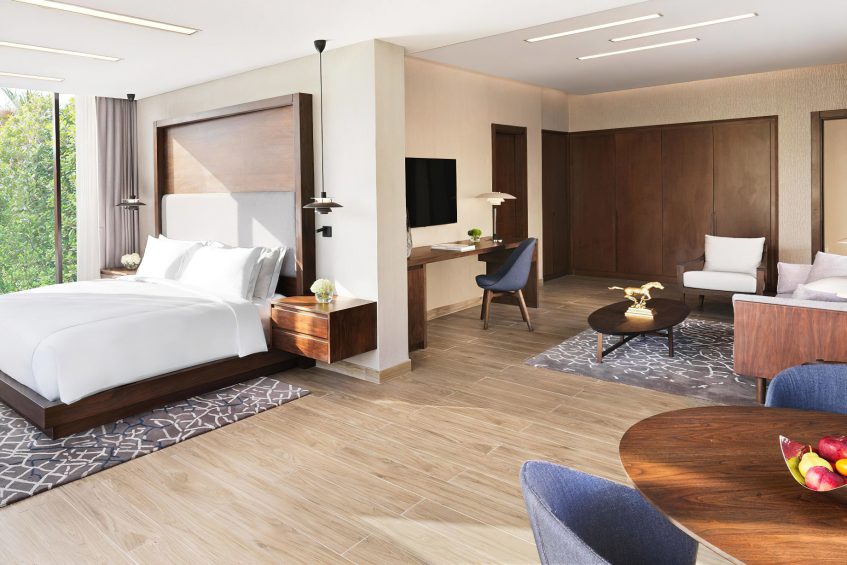The Ritz-Carlton Abu Dhabi, Grand Canal Hotel - Abu Dhabi, UAE - Rabdan Villa Bedroom