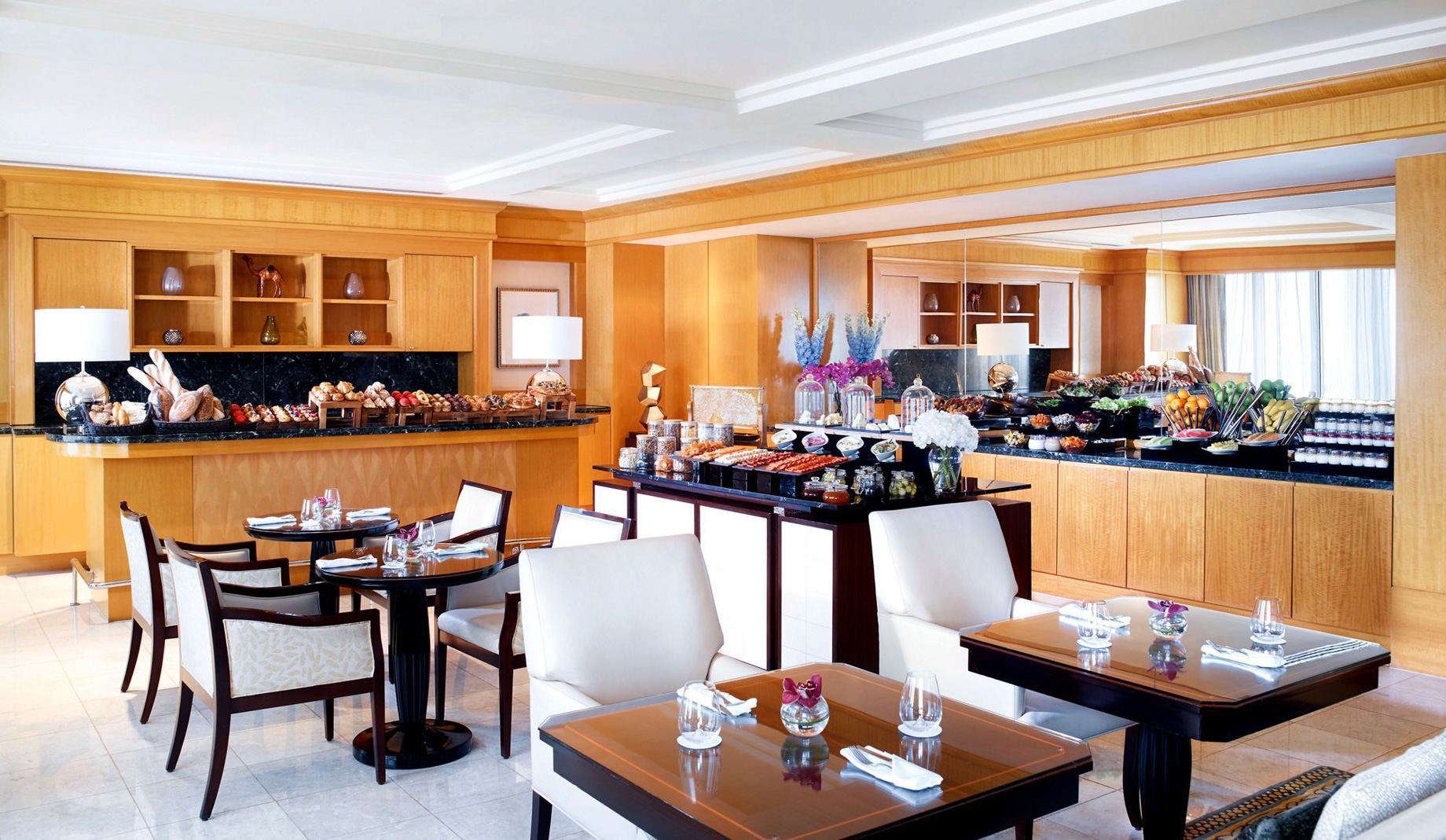 The Ritz-Carlton, Dubai International Financial Centre Hotel – UAE – Club Lounge Breakfast Buffet