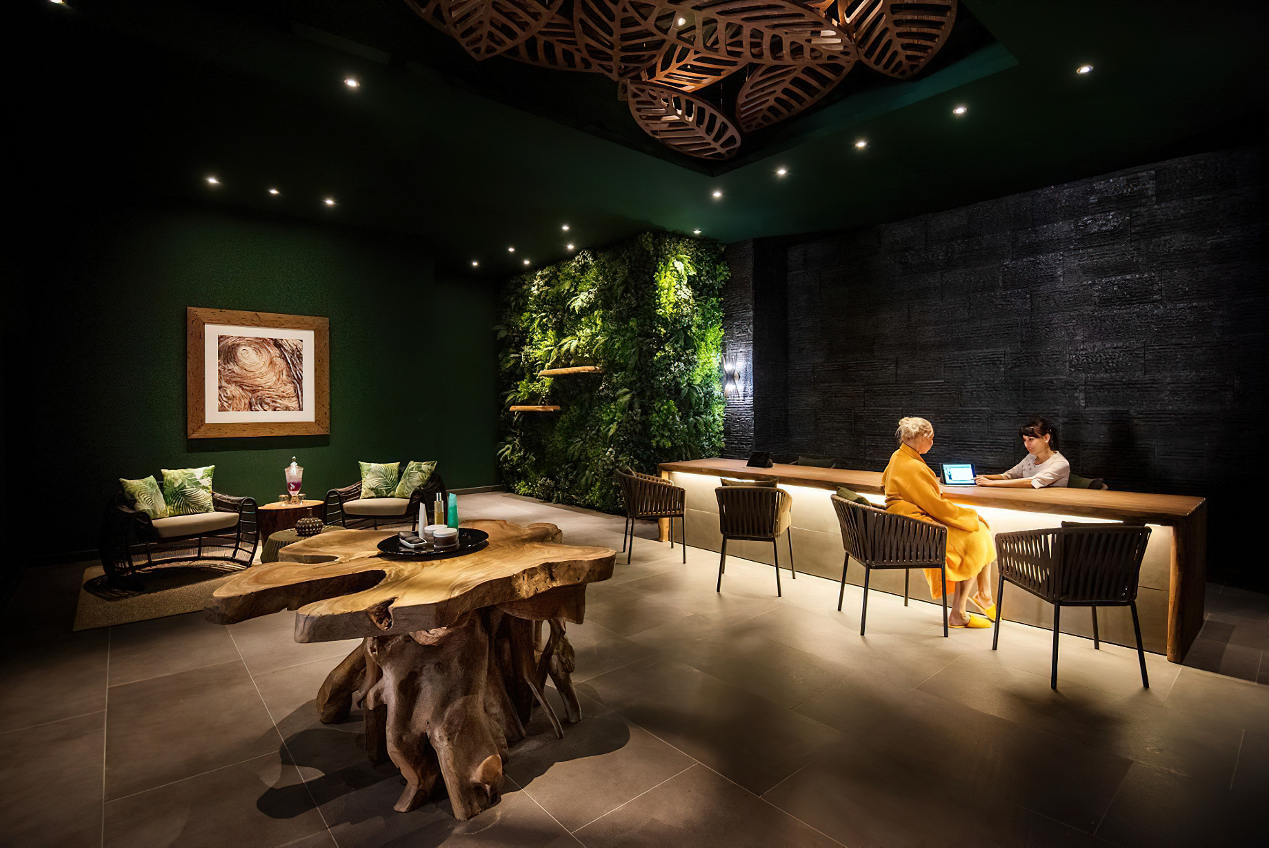 The Ritz-Carlton Ras Al Khaimah, Al Wadi Desert Resort - UAE - The Rainforest Spa Reception