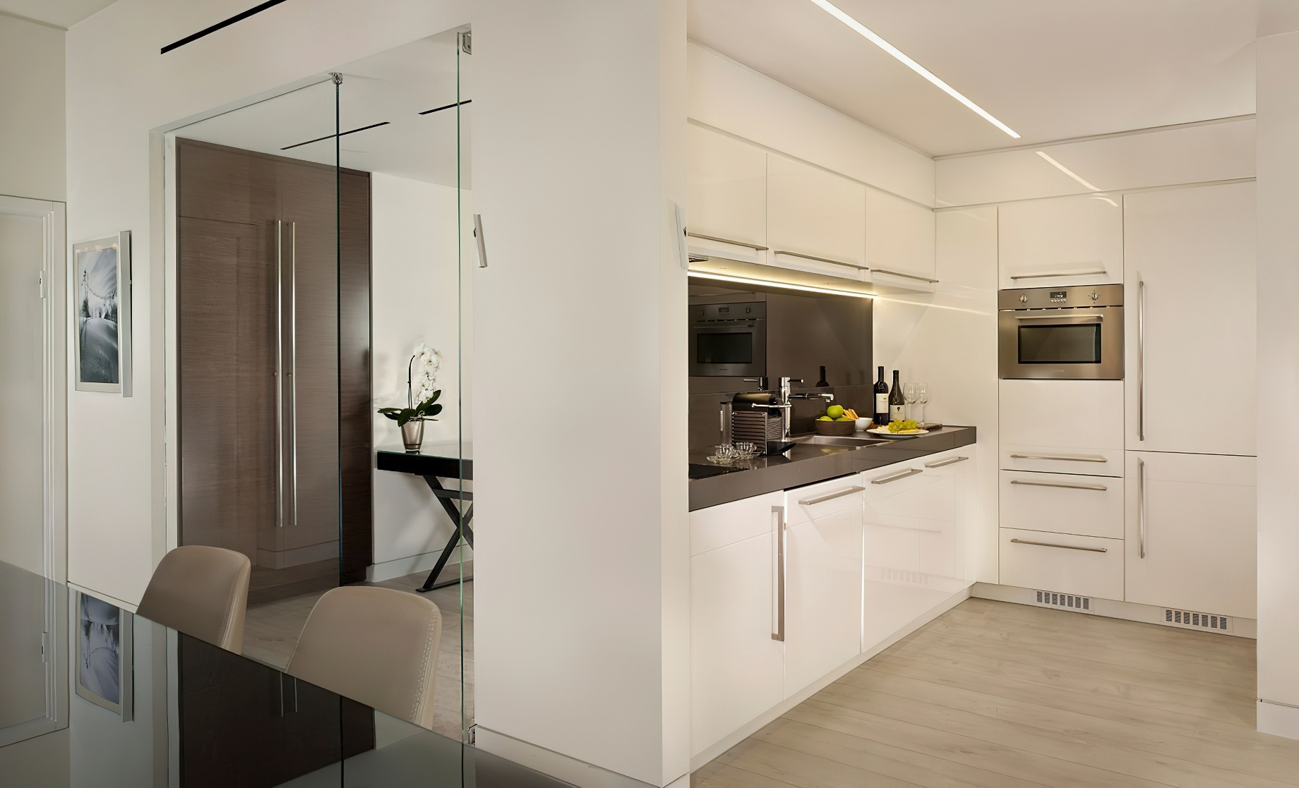 The Ritz-Carlton, Herzliya Hotel – Herzliya, Israel – One Bedroom Penthouse Suite Kitchen