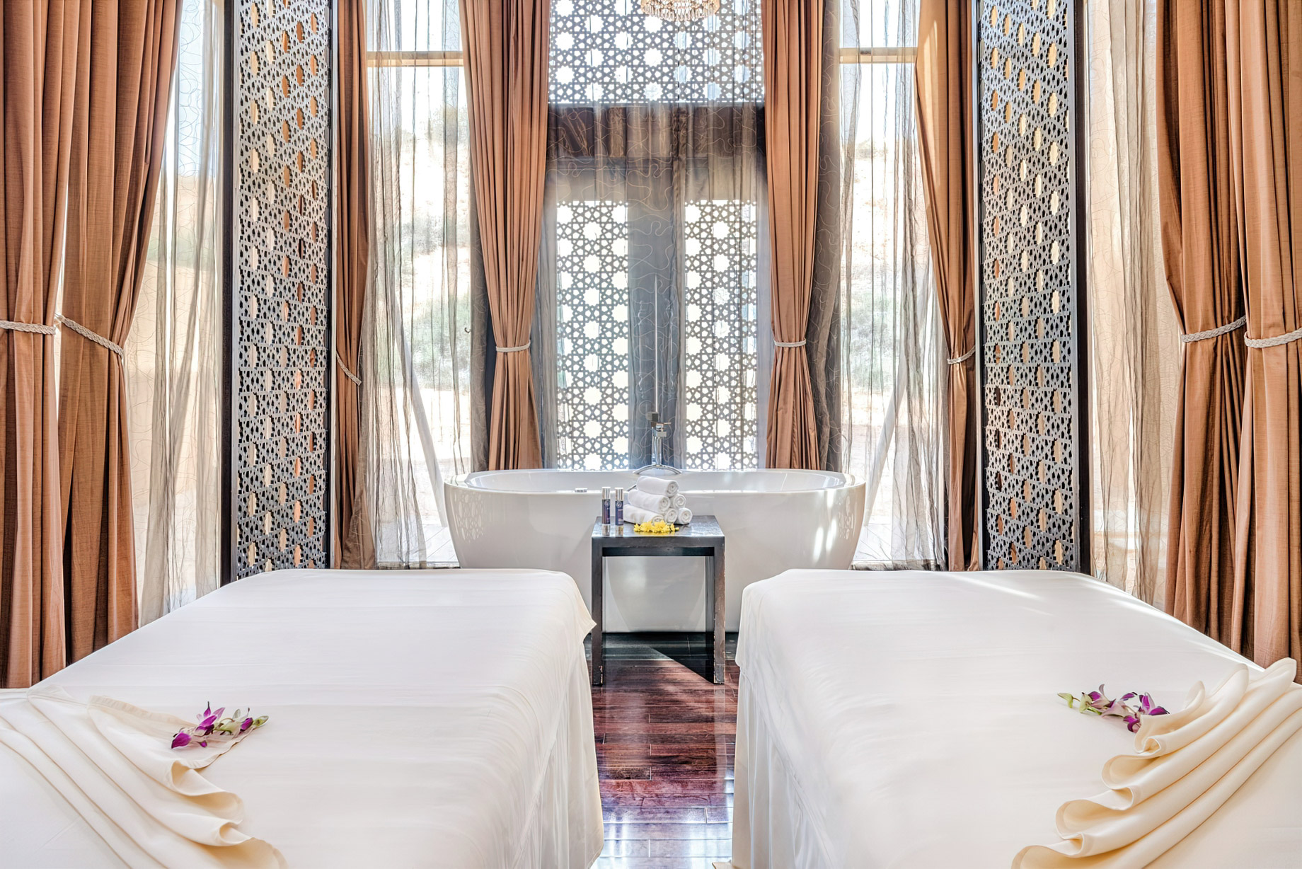 The Ritz-Carlton Ras Al Khaimah, Al Wadi Desert Resort – UAE – Spa Treatment Tables
