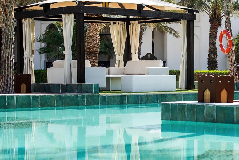 Sharq Village & Spa, A Ritz-Carlton Hotel - Doha, Qatar - Outdoor Pool Deck Cabana