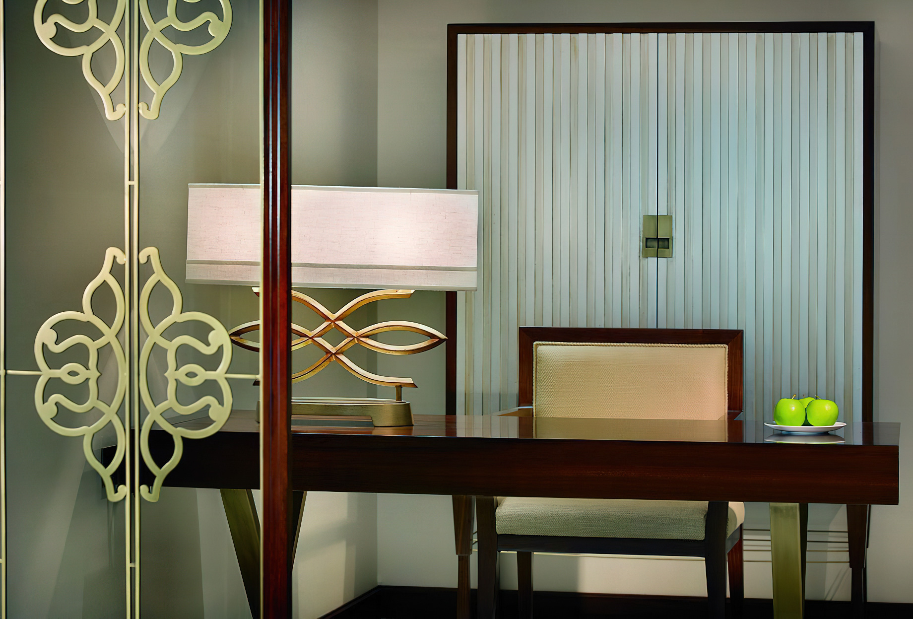 The Ritz-Carlton, Dubai Hotel – JBR Beach, Dubai, UAE – Presidential Suite Desk