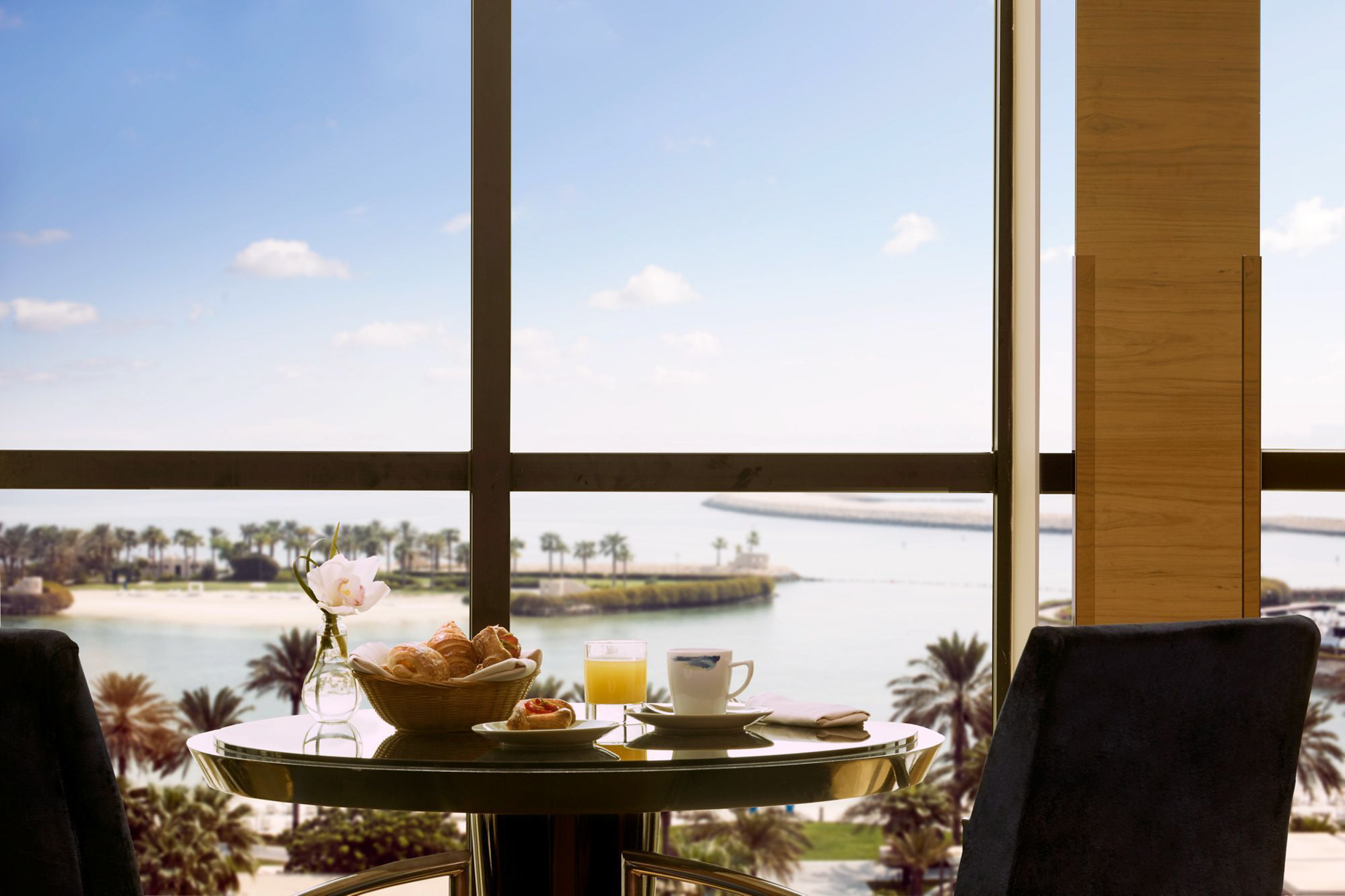 The Ritz-Carlton, Bahrain Resort Hotel – Manama, Bahrain – Club Lounge Ocean View