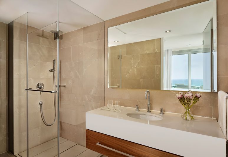 The Ritz-Carlton, Herzliya Hotel - Herzliya, Israel - Two Bedroom Mediterranean Suite Bathroom