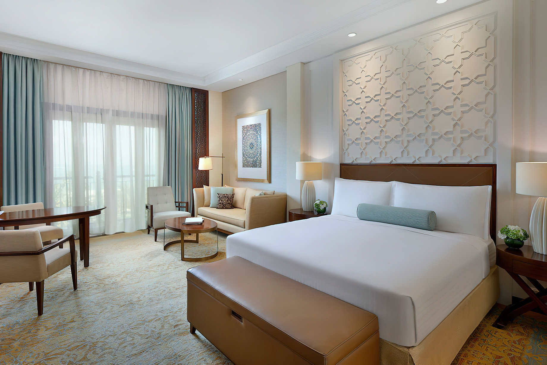 The Ritz-Carlton, Dubai Hotel – JBR Beach, Dubai, UAE – Deluxe Room Bed