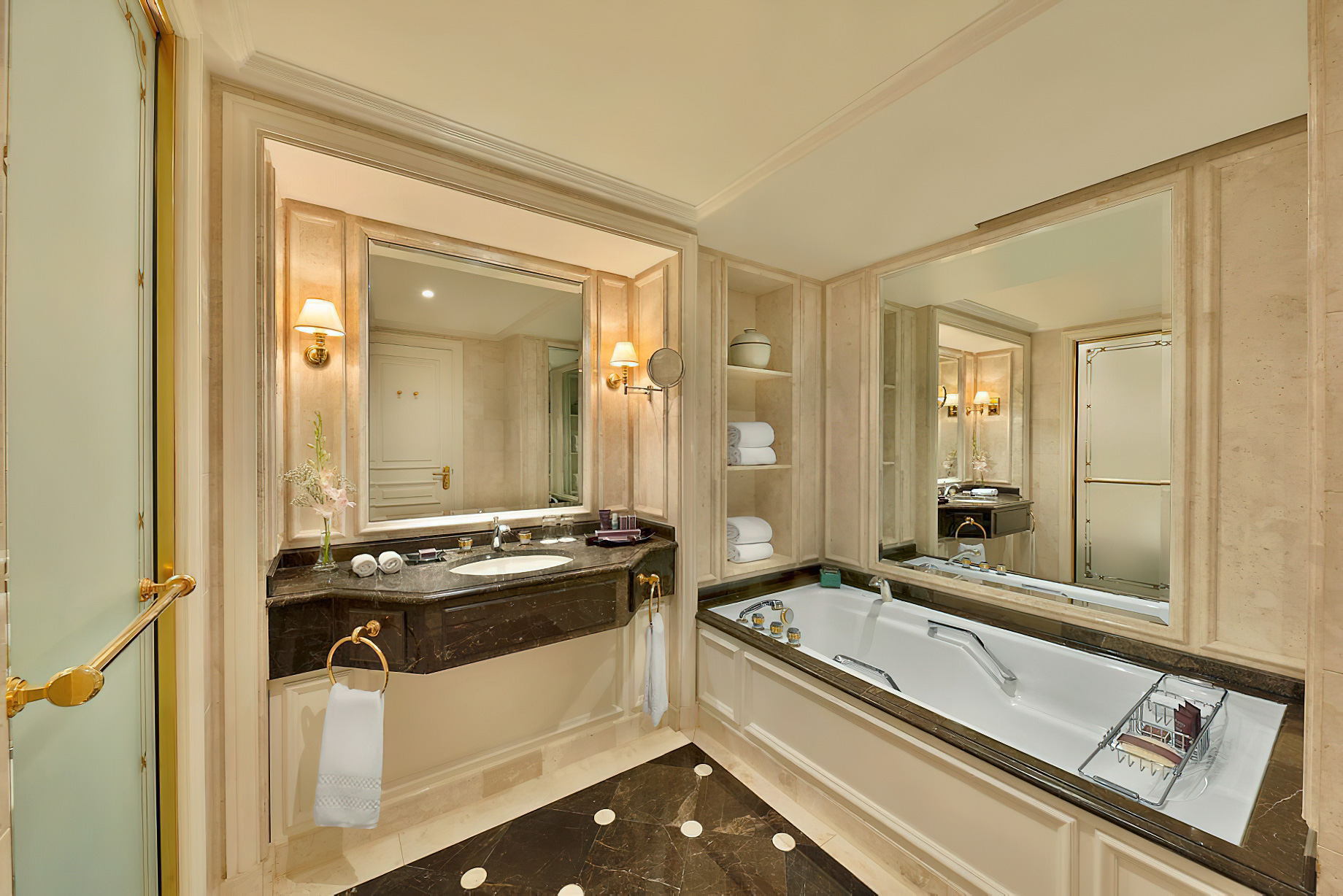 The Ritz-Carlton, Bahrain Resort Hotel – Manama, Bahrain – Executive Suite Bathroom
