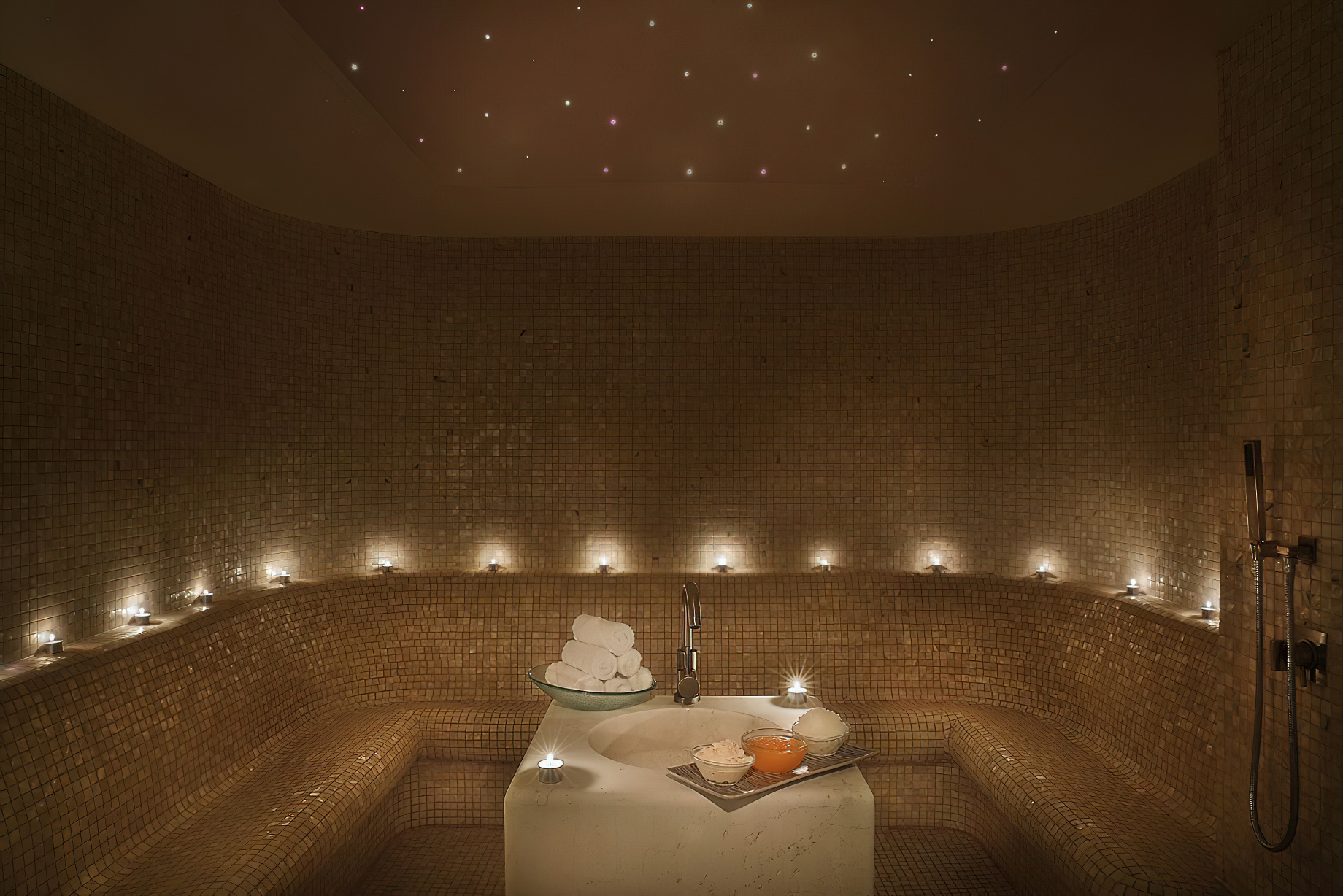 The Ritz-Carlton, Dubai Hotel - JBR Beach, Dubai, UAE - Spa Vitality Area Steam Room