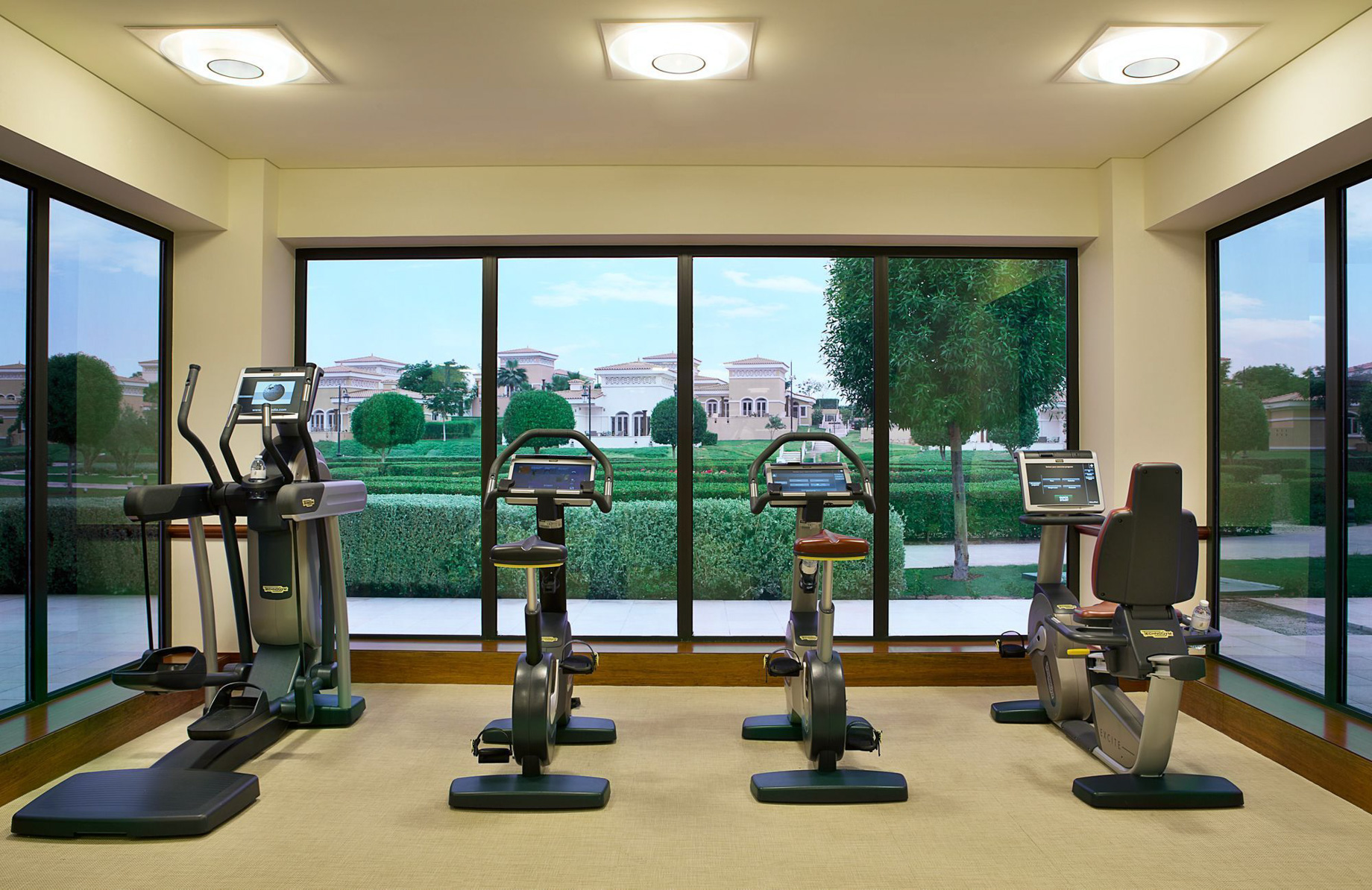 The Ritz-Carlton Abu Dhabi, Grand Canal Hotel – Abu Dhabi, UAE – Gym