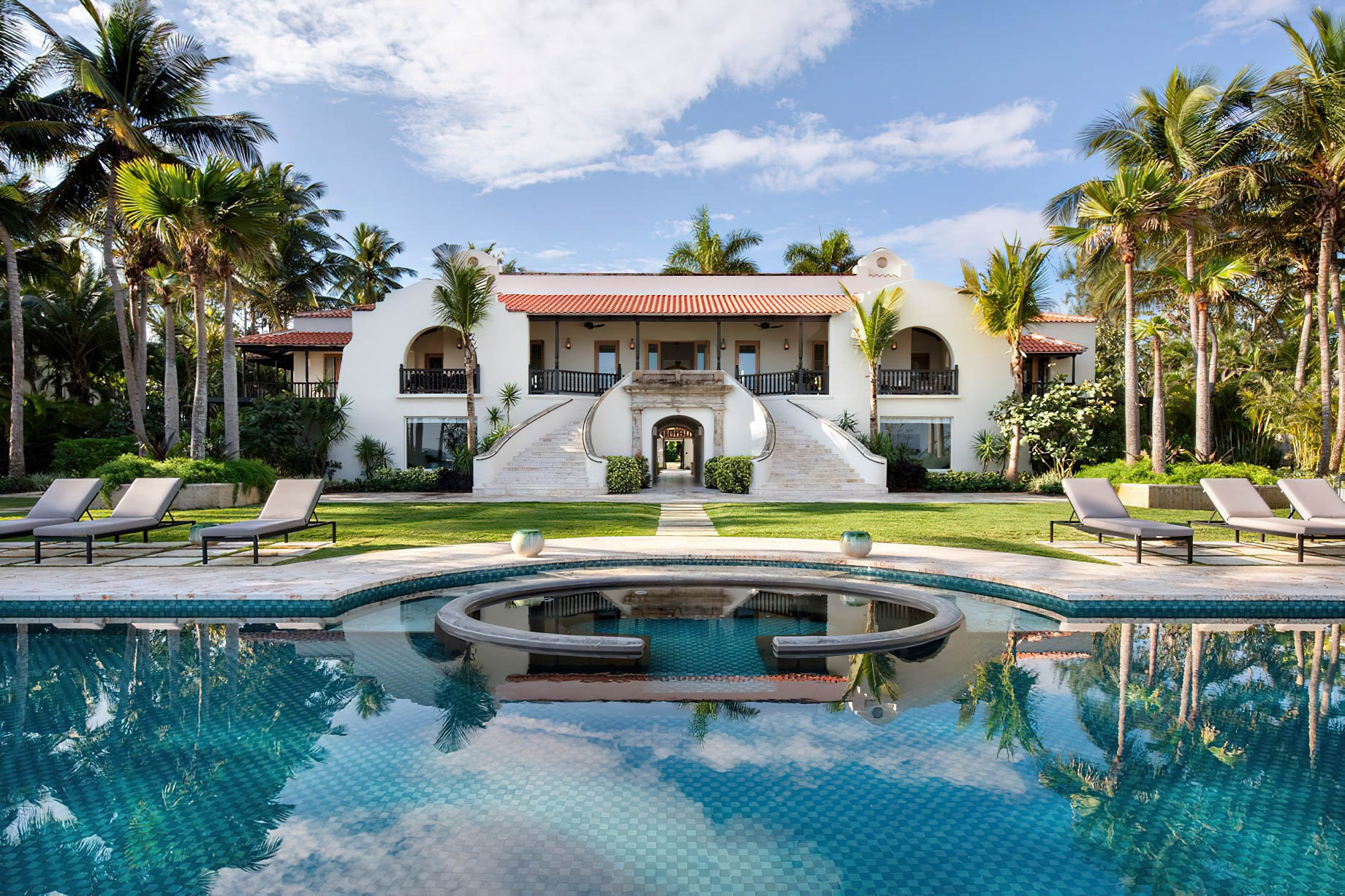 The Ritz-Carlton, Dorado Beach Reserve Resort – Puerto Rico – Sue Casa Front Exterior Pool View