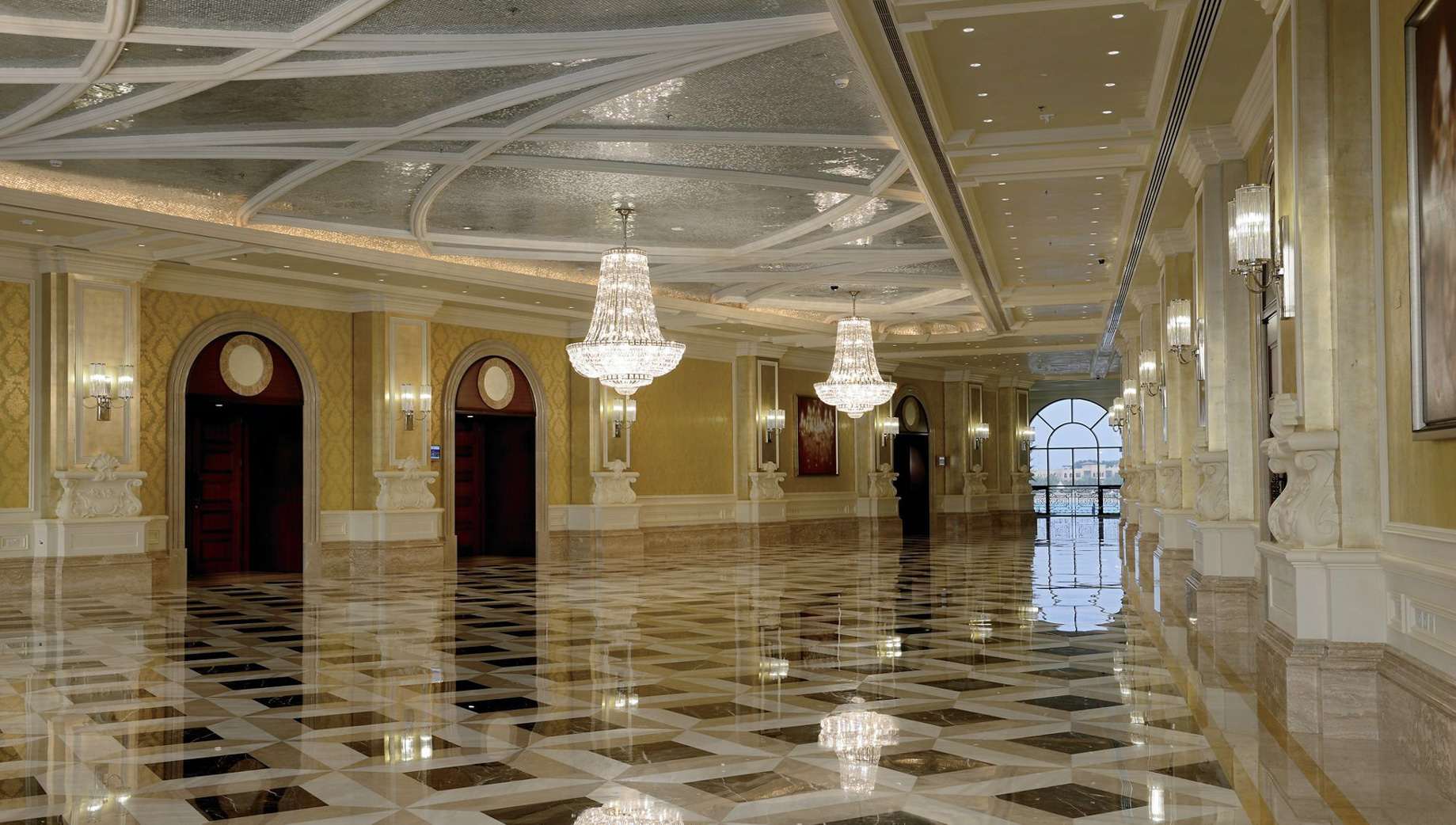 The Ritz-Carlton Abu Dhabi, Grand Canal Hotel - Abu Dhabi, UAE - Ballroom