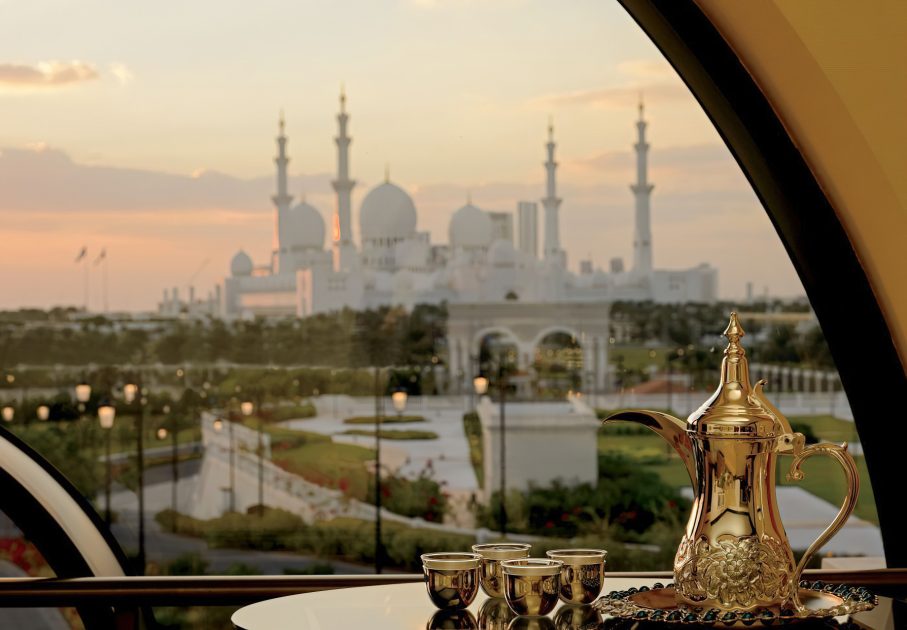 The Ritz-Carlton Abu Dhabi, Grand Canal Hotel - Abu Dhabi, UAE - Sheikh Zayed Grand Mosque View