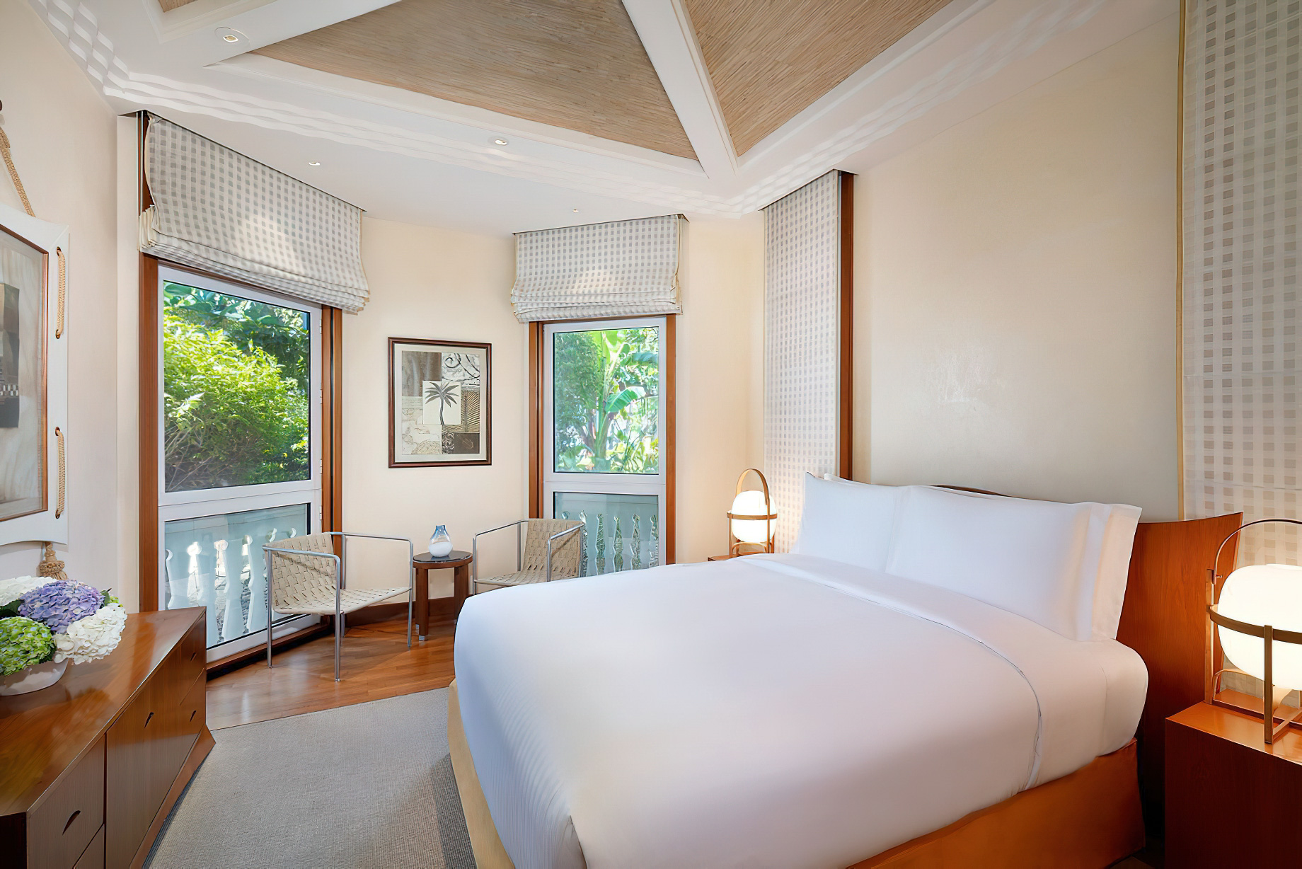 The Ritz-Carlton, Bahrain Resort Hotel - Manama, Bahrain - Villa Queen Bedroom