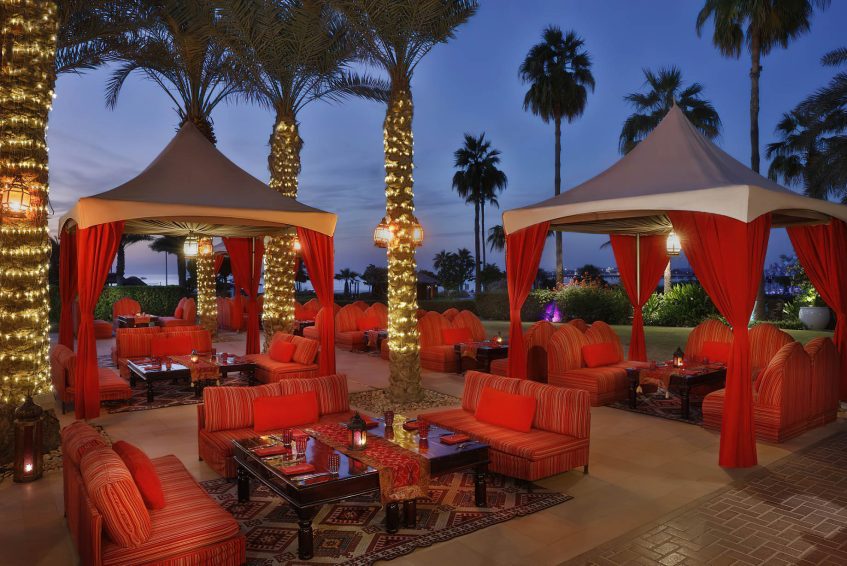 The Ritz-Carlton, Dubai Hotel - JBR Beach, Dubai, UAE - Amaseena Outdoor Restaurant Seating