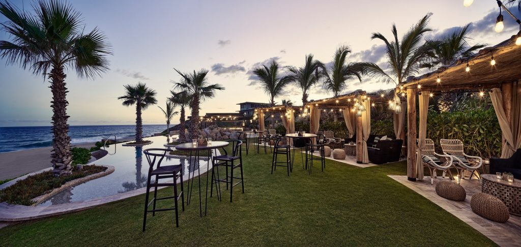 The Ritz-Carlton, Zadun Reserve Resort - Los Cabos, Mexico - Equis Beachfront Pool Lounge