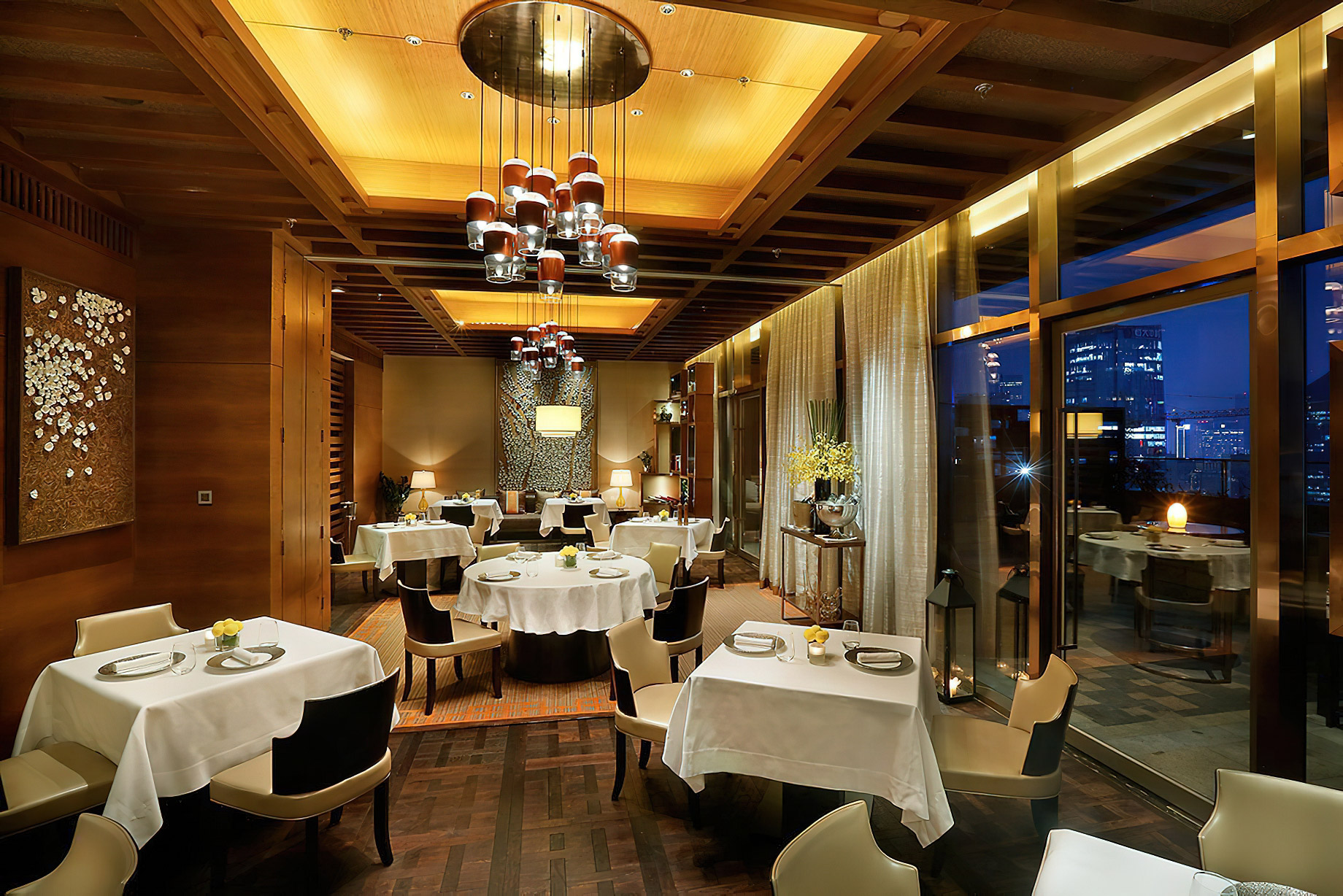 The Ritz-Carlton, Chengdu Hotel – Chengdu, Sichuan, China – Dining Room Tables