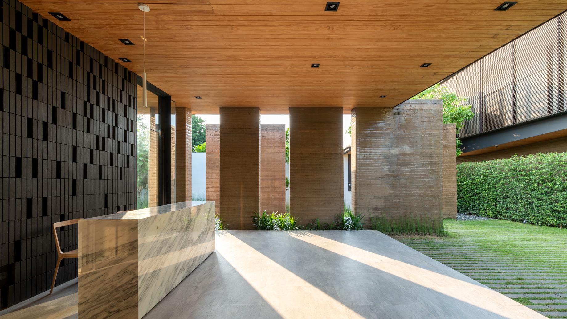 Tara Villa Riverkwai Resort - Kanchanaburi, Thailand - Reception