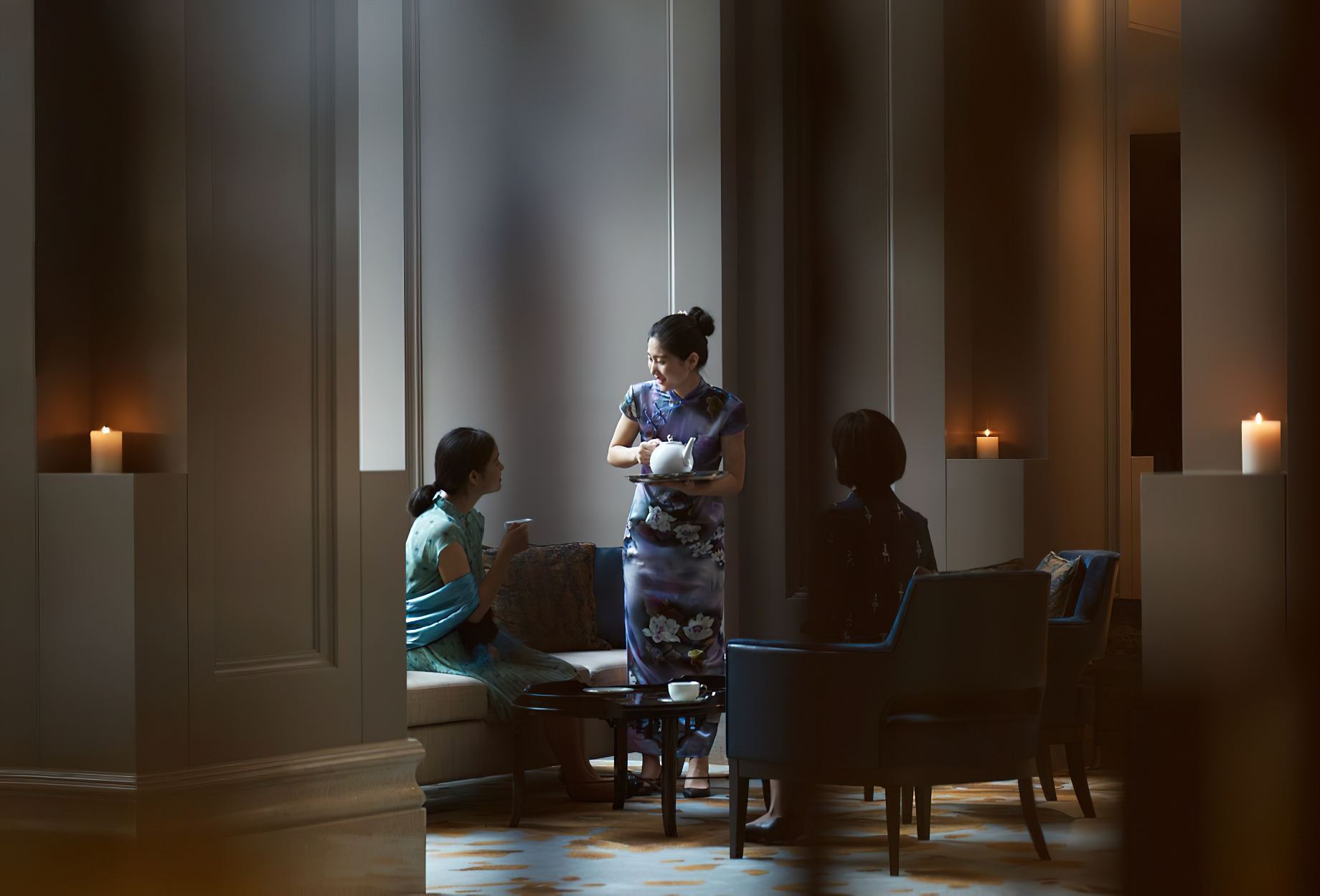 The Portman Ritz-Carlton, Shanghai Hotel - Shanghai, China - The Ritz Bar & Lounge Tea Service