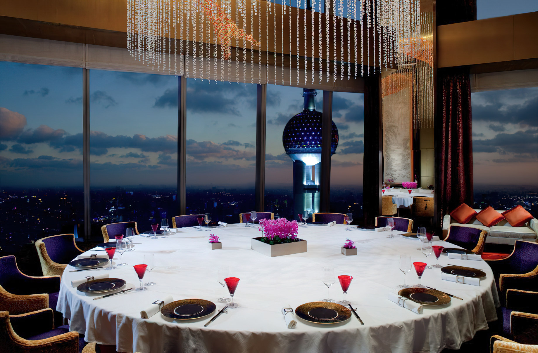 The Ritz-Carlton Shanghai, Pudong Hotel – Shanghai, China – Jin Xuan Chinese Restaurant Table